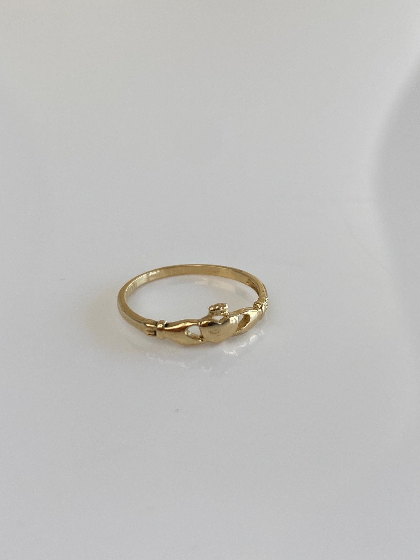 Vintage Solid 14k Yellow Gold Claddaugh Baby Ring - Size 2.5