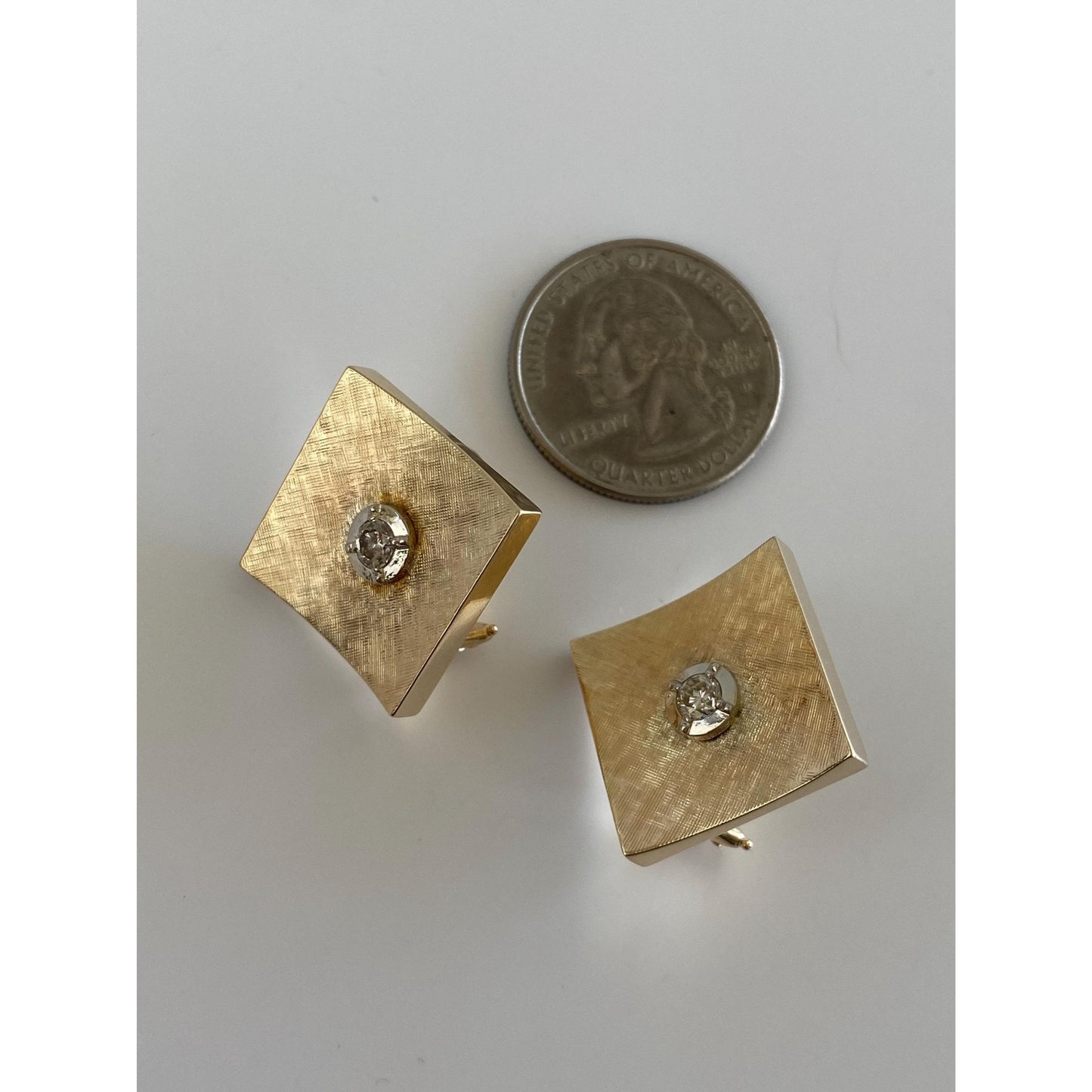 Vintage 14k Yellow Gold Diamond Textured Square Stud Earrings