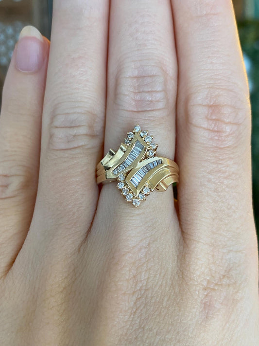 Vintage Solid 14k Yellow Gold Baguette & Round Diamond Cluster Ring - Size 6.5