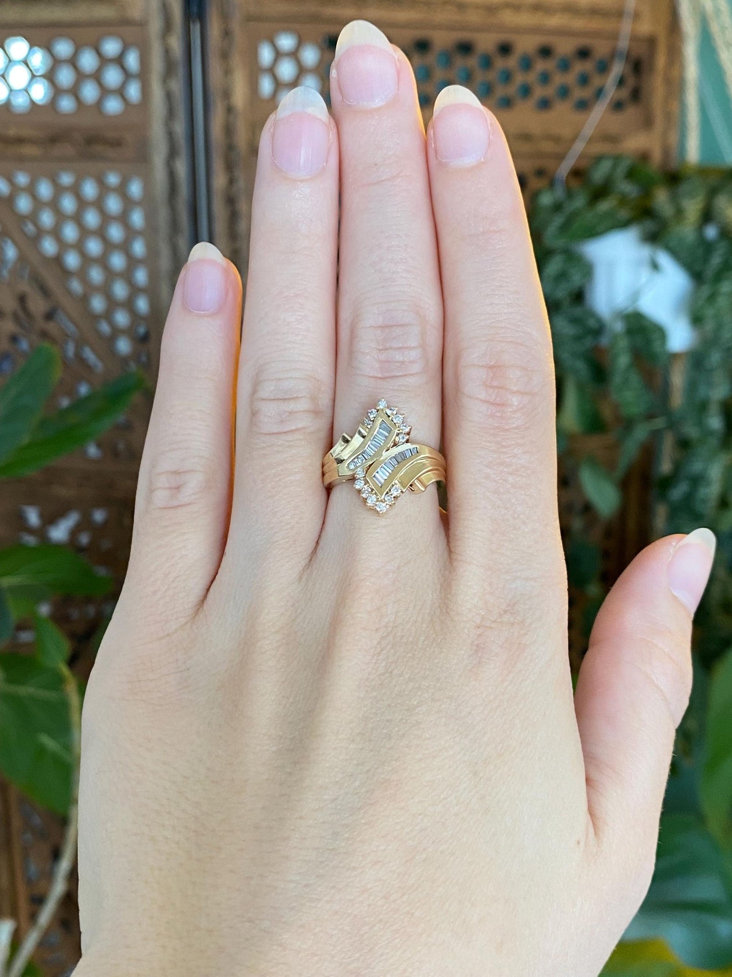 Vintage Solid 14k Yellow Gold Baguette & Round Diamond Cluster Ring - Size 6.5