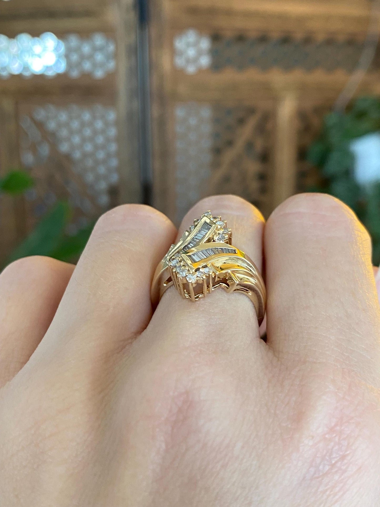 Vintage Solid 14k Yellow Gold Baguette & Round Diamond Cluster Ring - Size 6.5