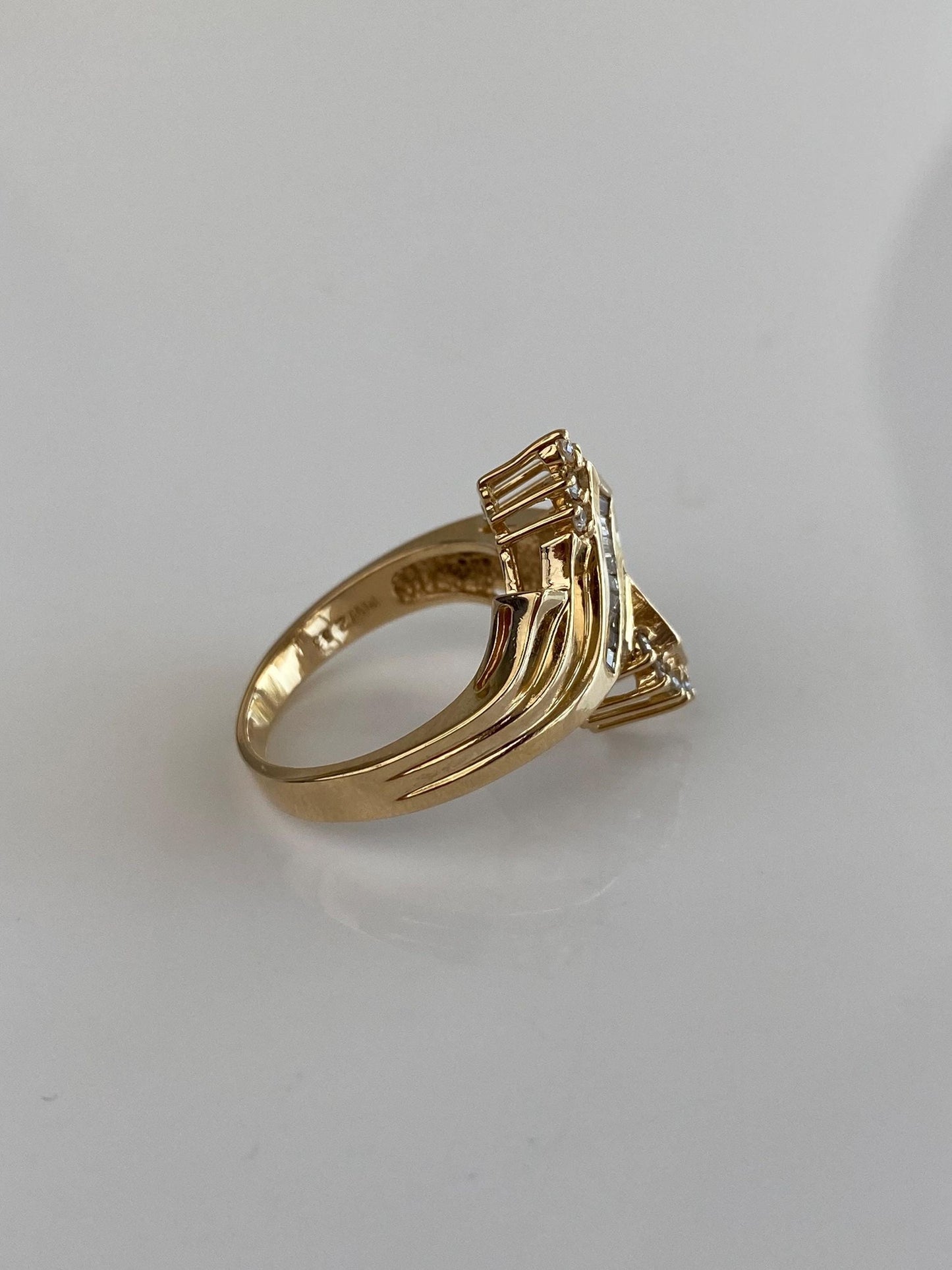 Vintage Solid 14k Yellow Gold Baguette & Round Diamond Cluster Ring - Size 6.5