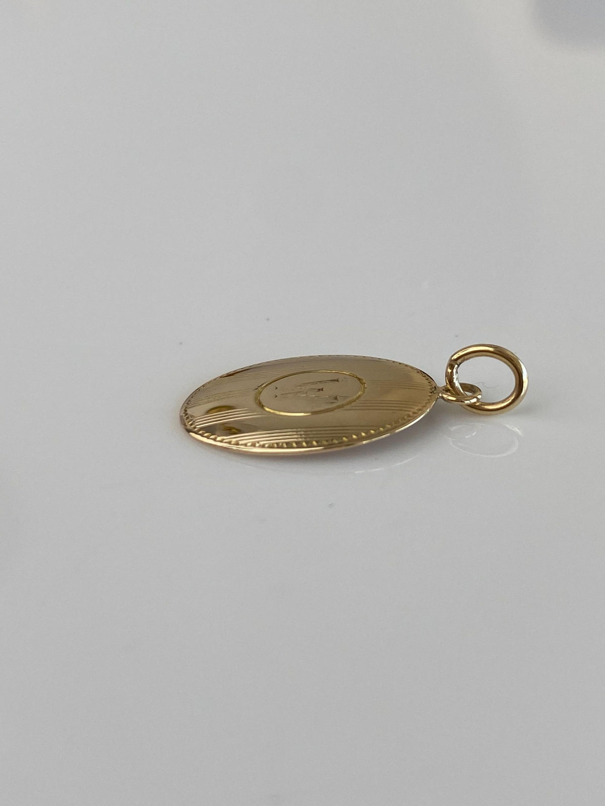 Vintage Solid 9k Yellow Gold Initial 'W' Cufflink Conversion Charm