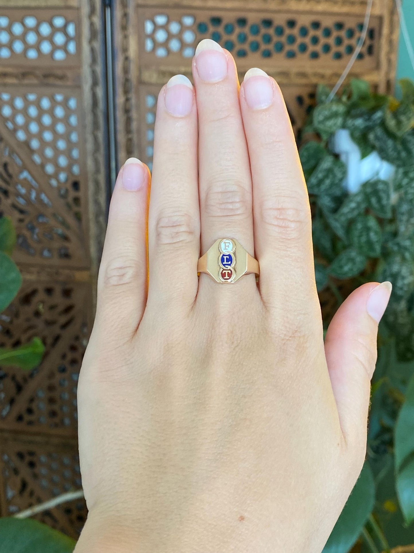 Vintage Solid 10k Yellow Gold Enamel 'FLT' Signet Ring - Size 9.25