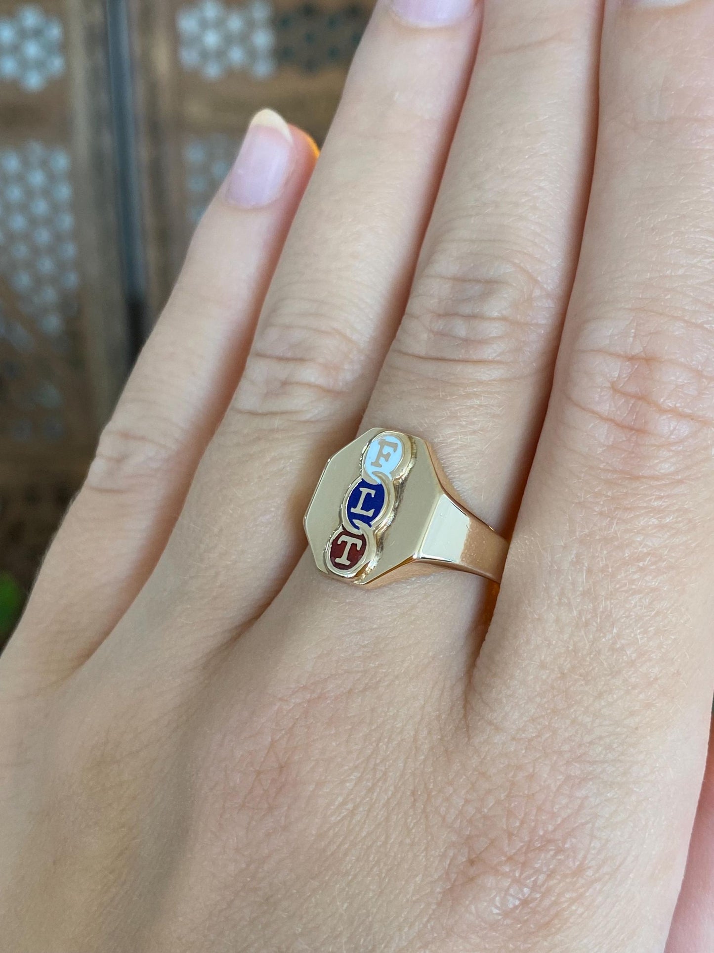 Vintage Solid 10k Yellow Gold Enamel 'FLT' Signet Ring - Size 9.25
