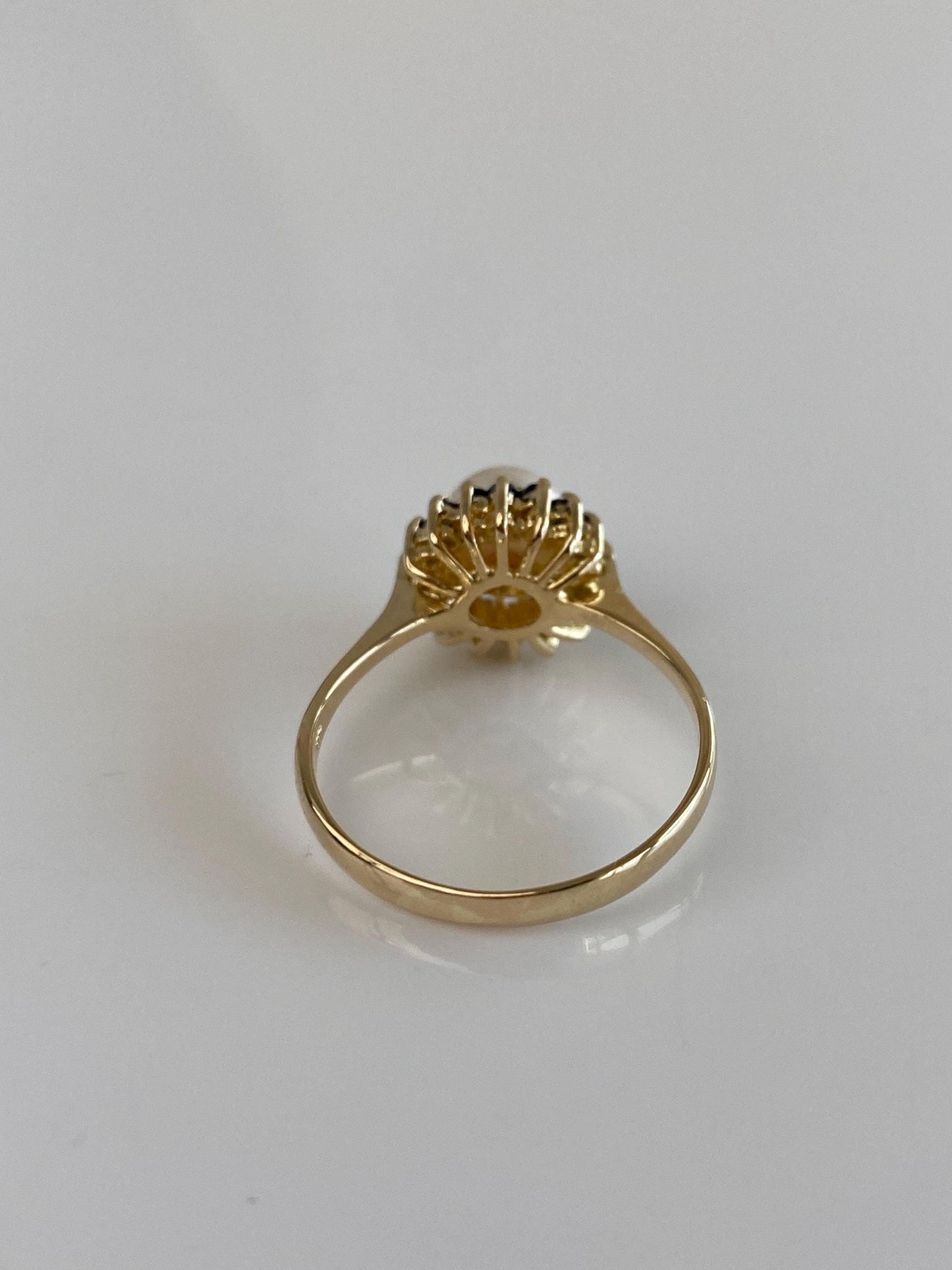 Vintage Solid 14k Yellow Gold Blue Sapphire Halo Pearl Ring - Size 8.25