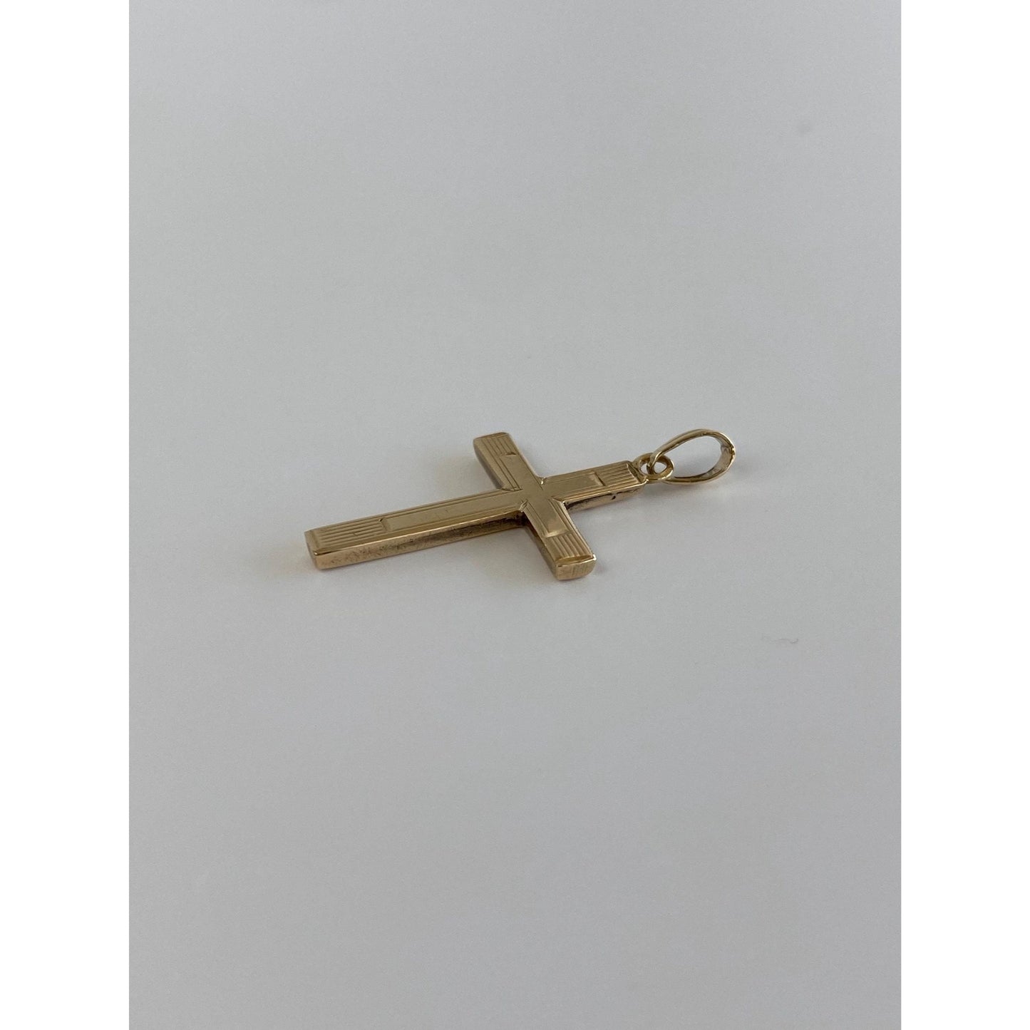 Vintage 9k Yellow Gold Lined Cross Charm