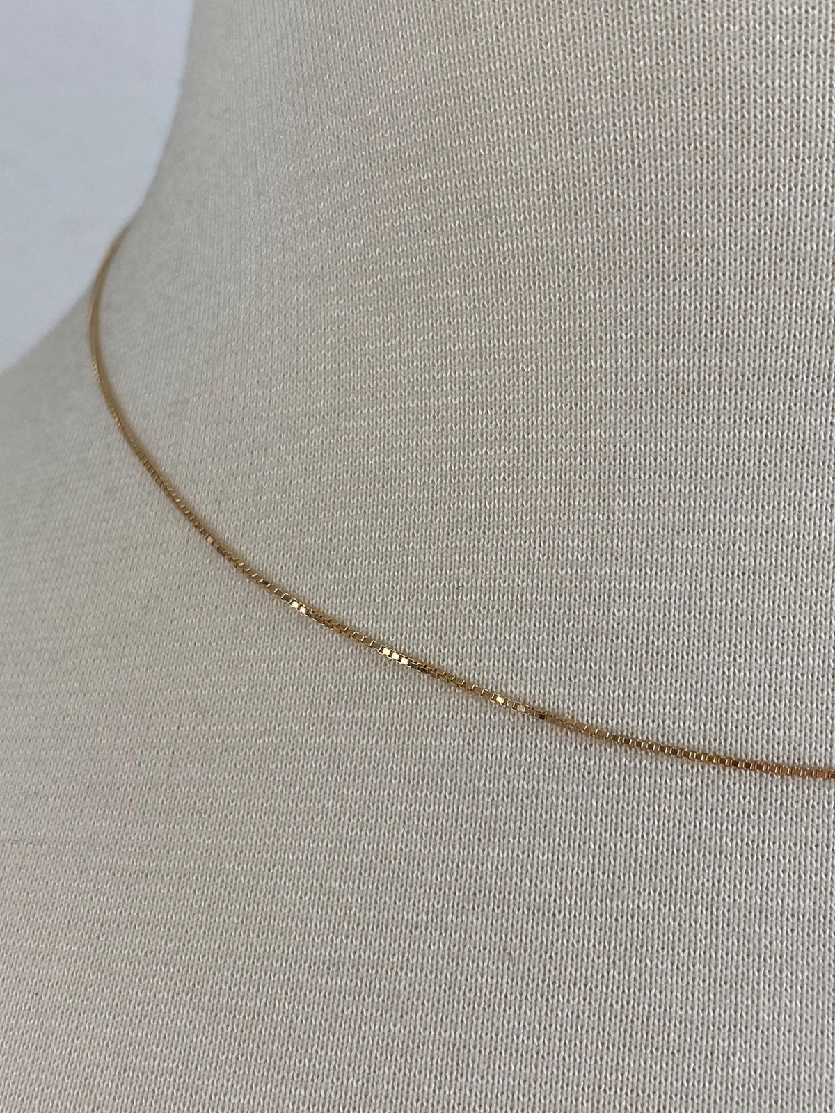 Vintage Solid 14k Yellow Gold Dainty Box Chain Necklace - 16 inches