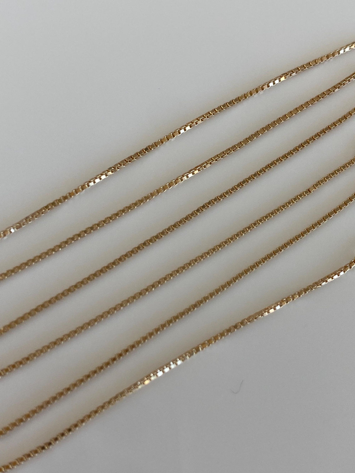 Vintage Solid 14k Yellow Gold Dainty Box Chain Necklace - 16 inches