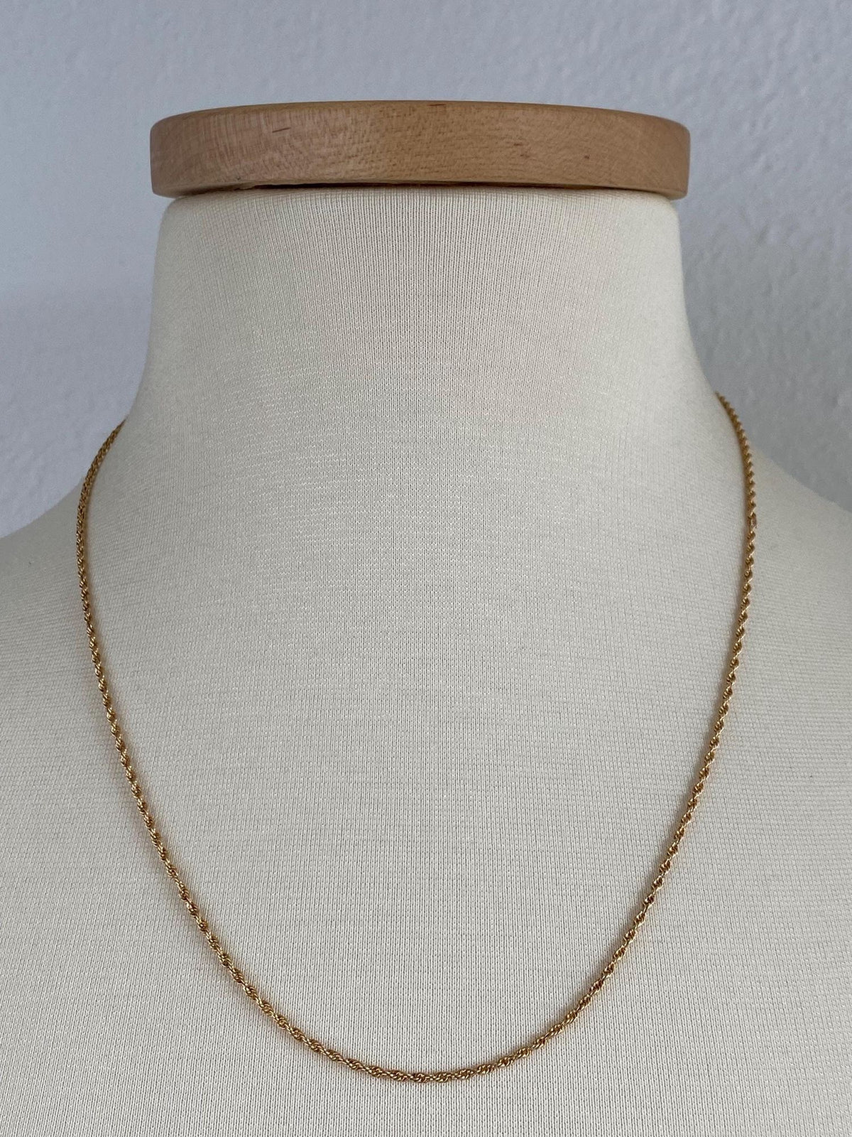 Vintage Solid 14k Yellow Gold Slim Rope Chain Necklace - 21 inches