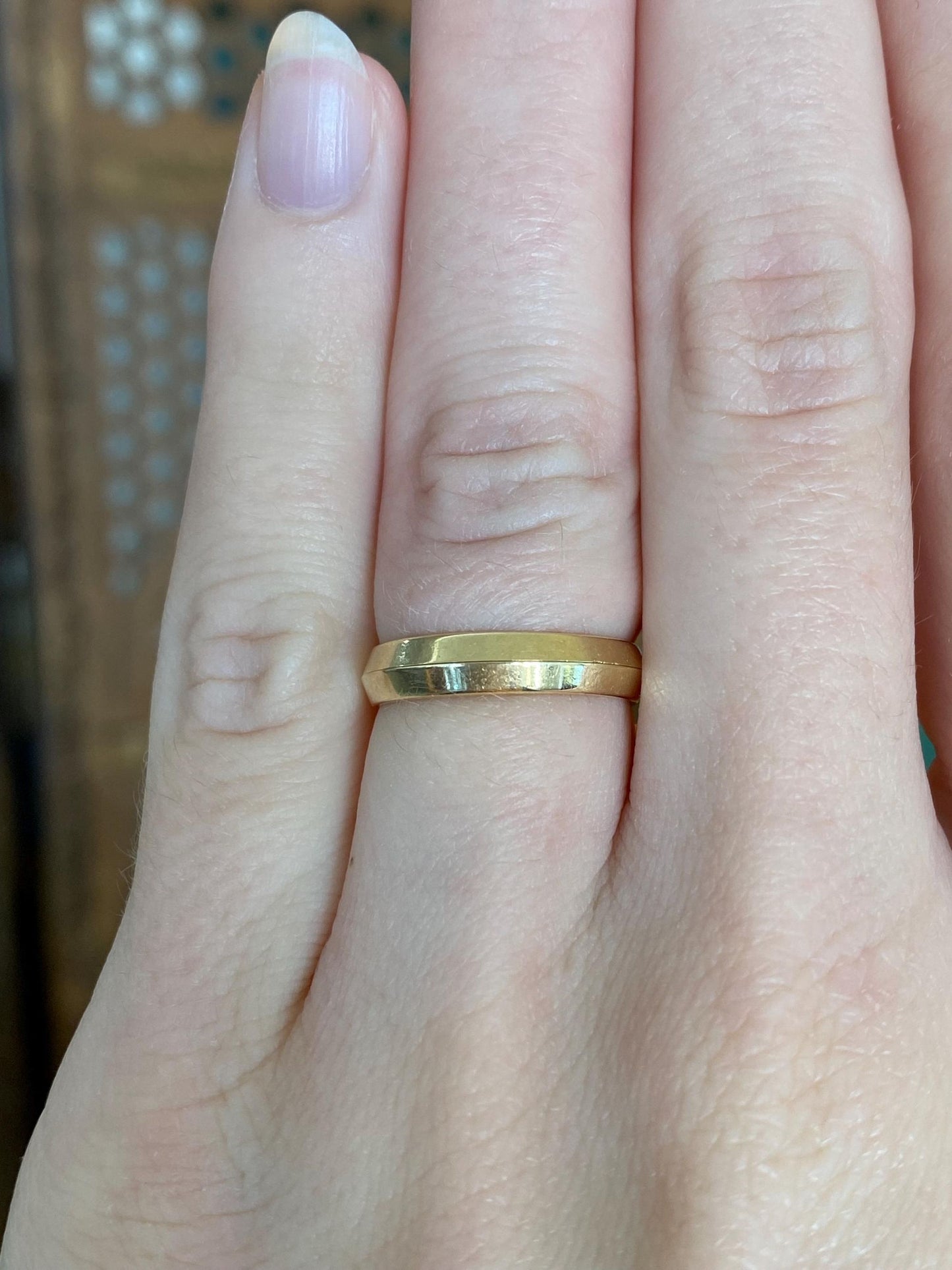 Vintage Solid 18k Yellow Gold 2 Piece Beveled Ring Band - Size 4.75