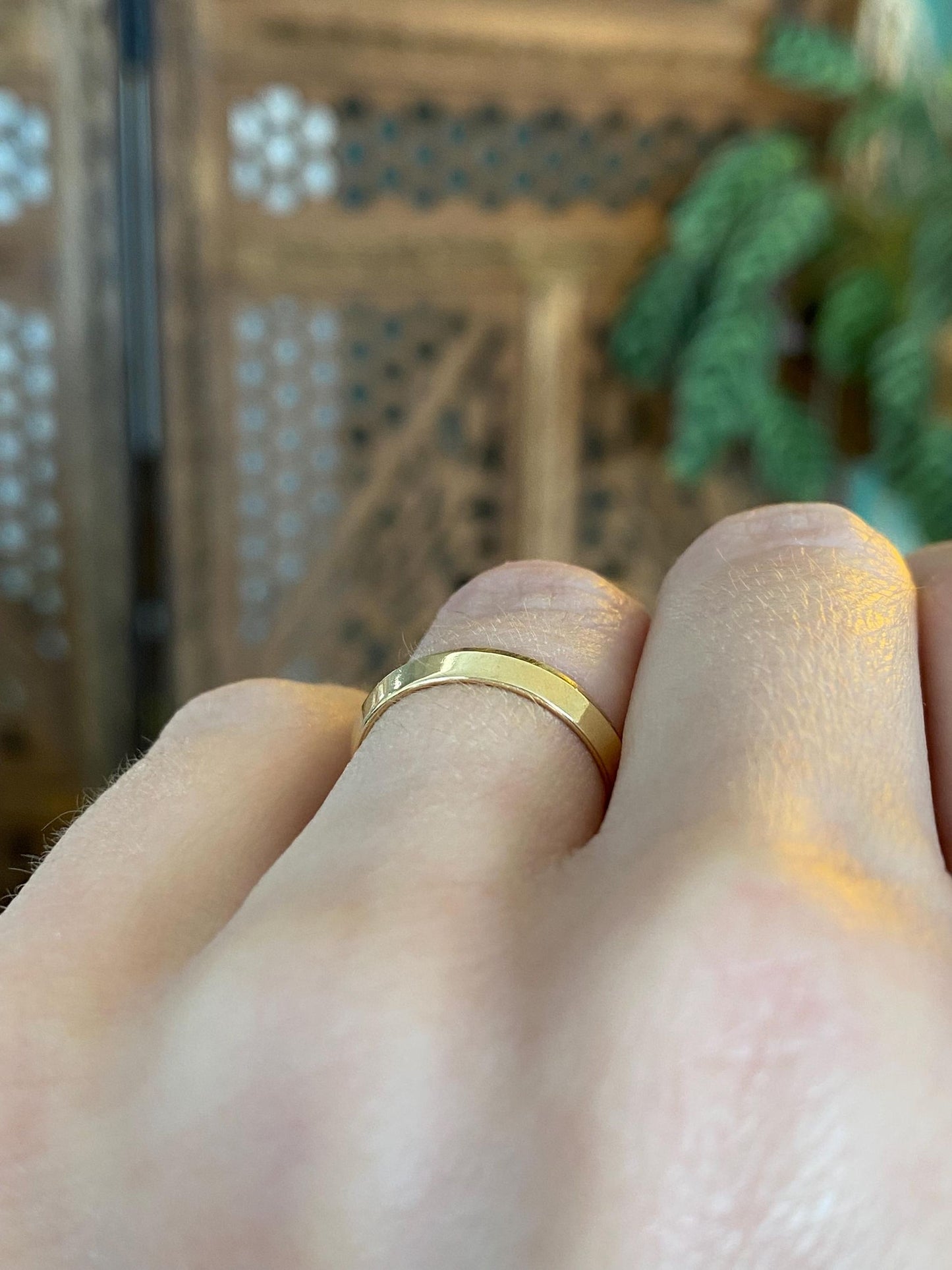 Vintage Solid 18k Yellow Gold 2 Piece Beveled Ring Band - Size 4.75