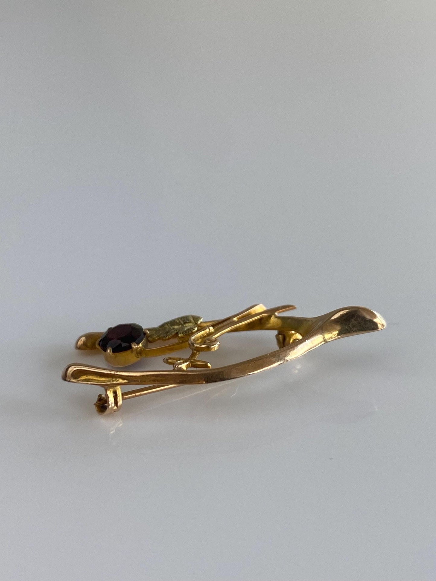 Vintage 10k Mixed Tone Gold Garnet Grape Leaf Wishbone Pin