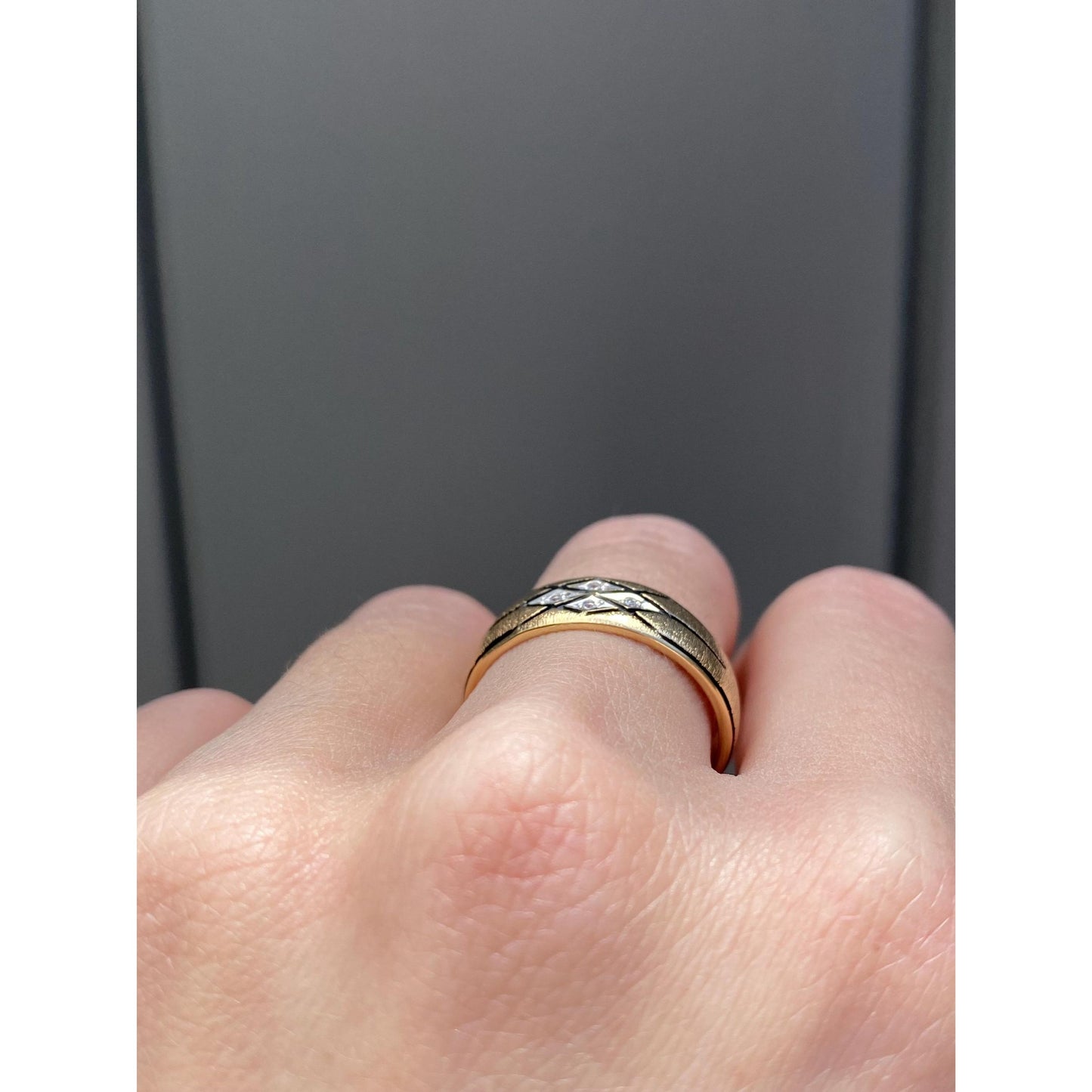 Vintage Solid 14k Yellow Gold Diamond Black Enamel Ring Band - Size 8