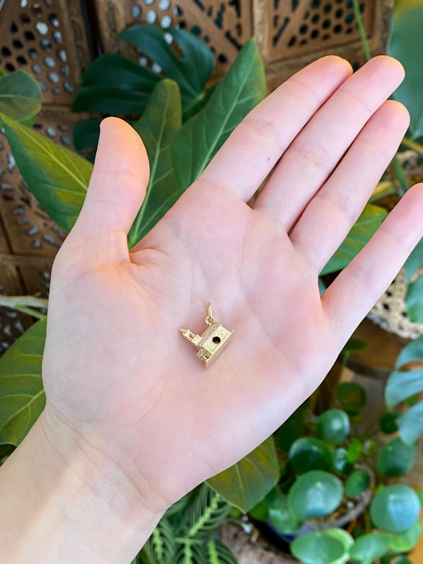 Vintage Solid 14k Yellow Gold Church Charm