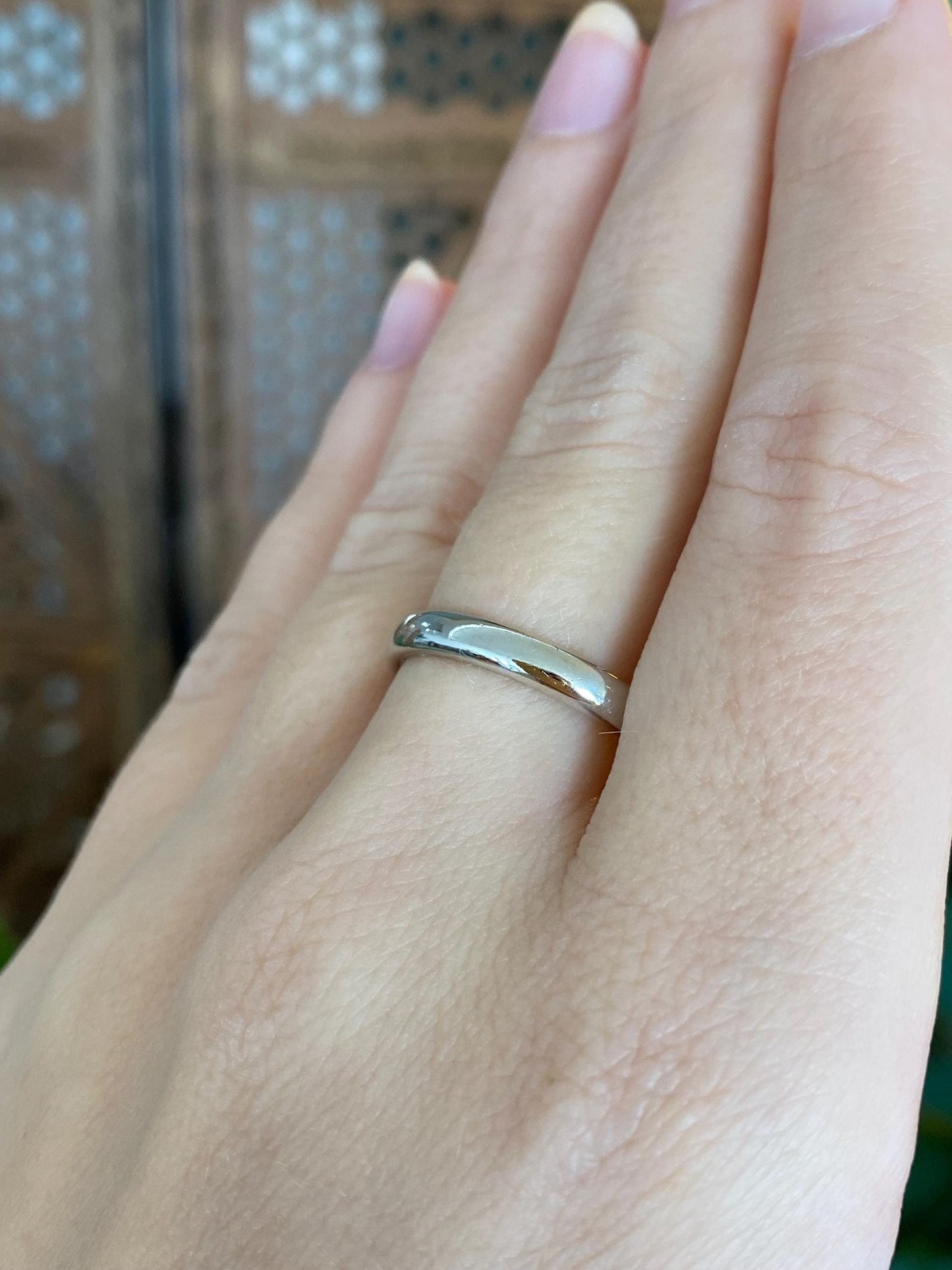 Vintage Solid 14k White Gold Ring Band - Size 9.5