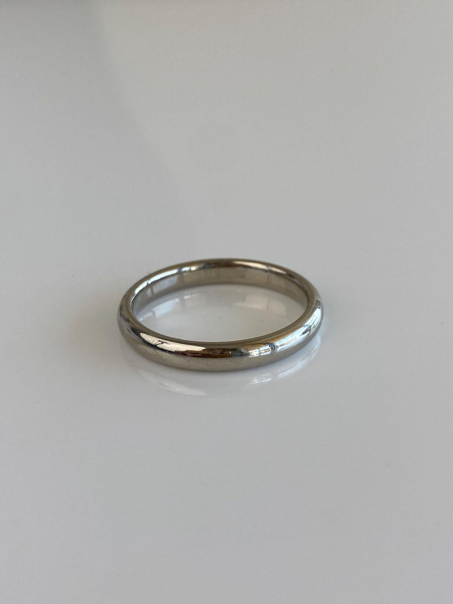 Vintage Solid 14k White Gold Ring Band - Size 9.5