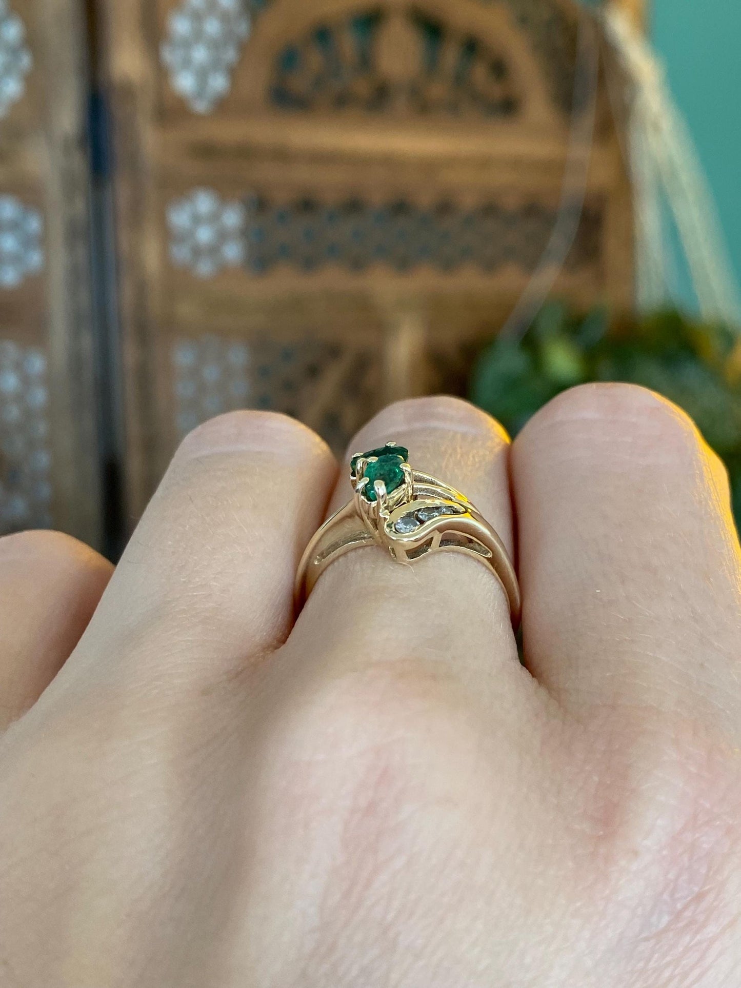 Vintage Solid 14k Yellow Gold Diamond Emerald Ring - Size 6