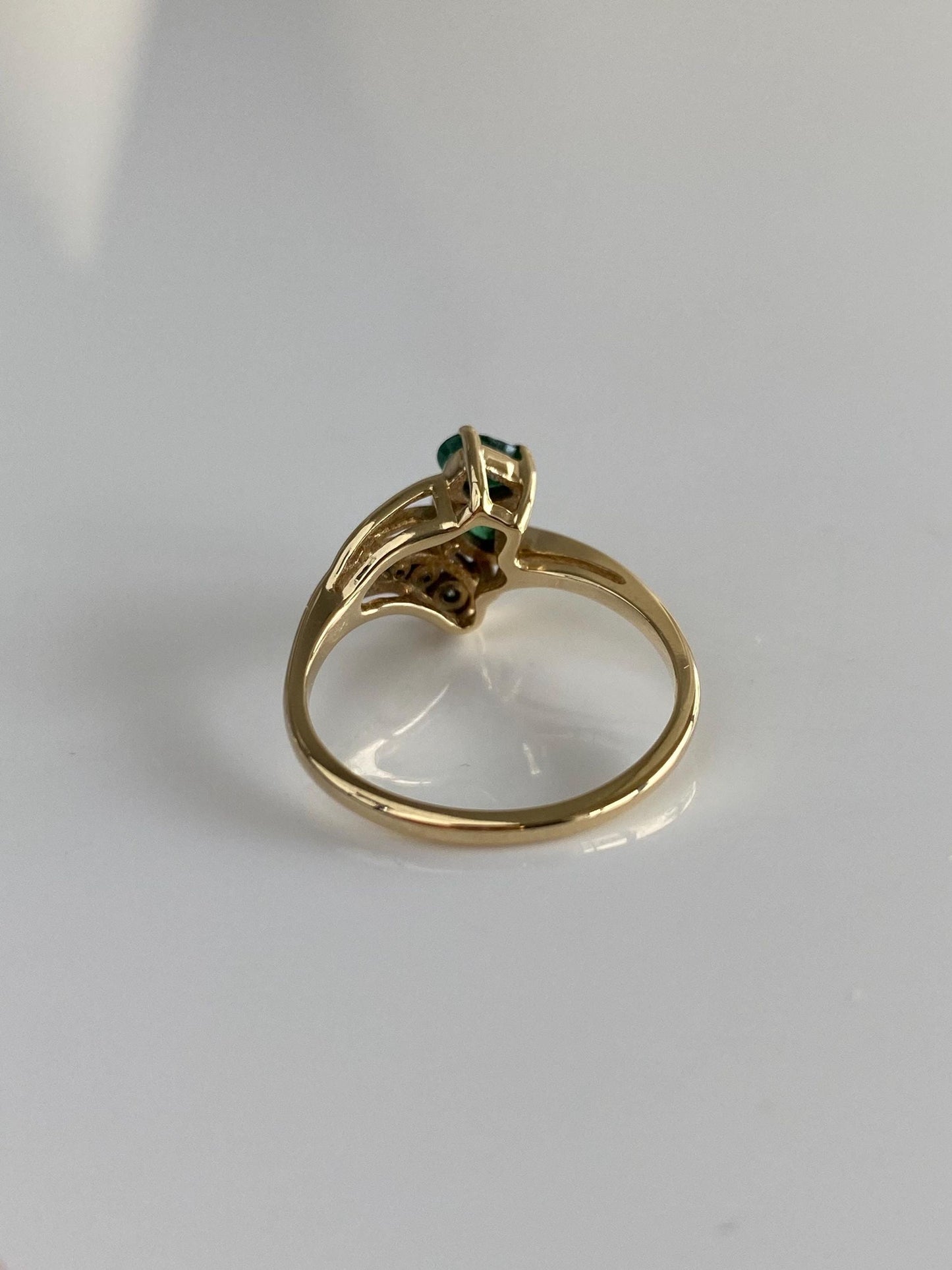 Vintage Solid 14k Yellow Gold Diamond Emerald Ring - Size 6