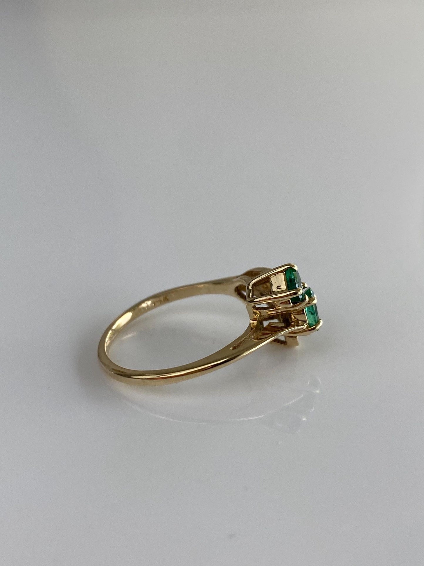 Vintage Solid 14k Yellow Gold Diamond Emerald Ring - Size 6