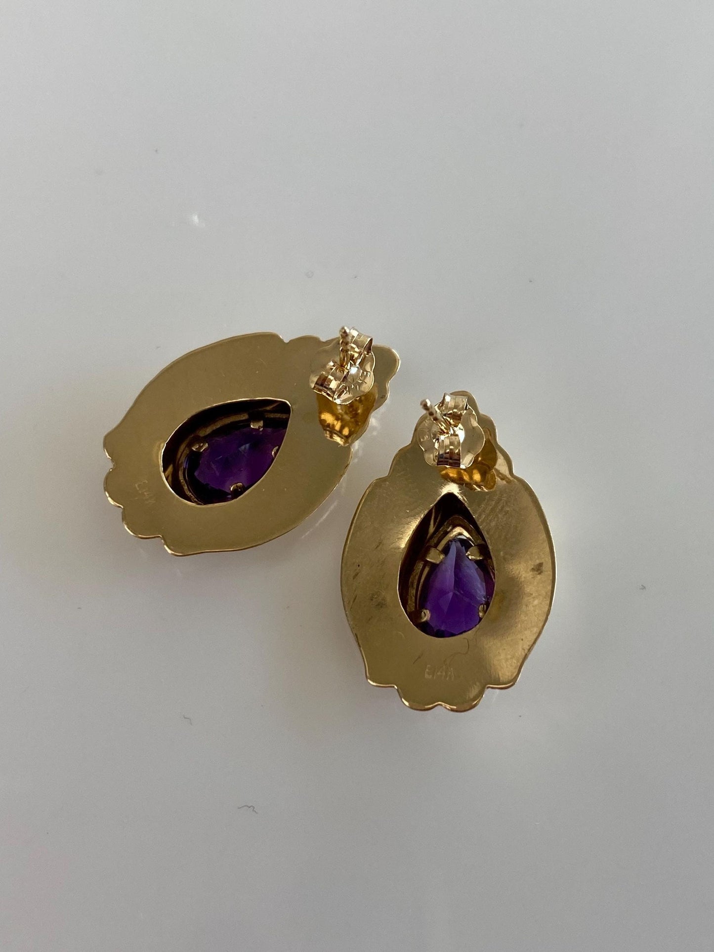 Vintage 14k Yellow Gold Amethyst Domed Design Stud Earrings