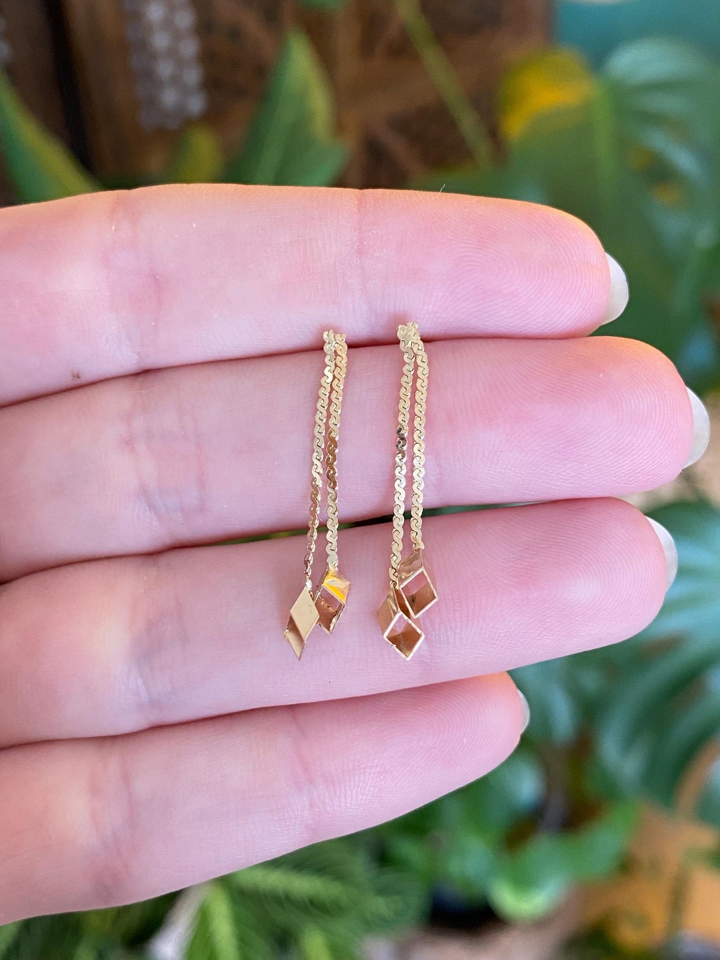 Vintage Solid 14k Yellow Gold Open Cube Serpentine Chain Dangle Stud Earrings