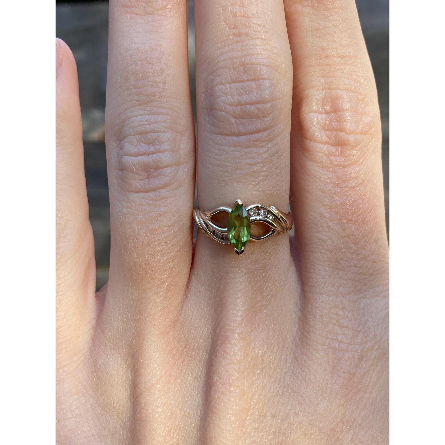 Solid 10k Yellow Gold Peridot Diamond Ring - Size 6.25