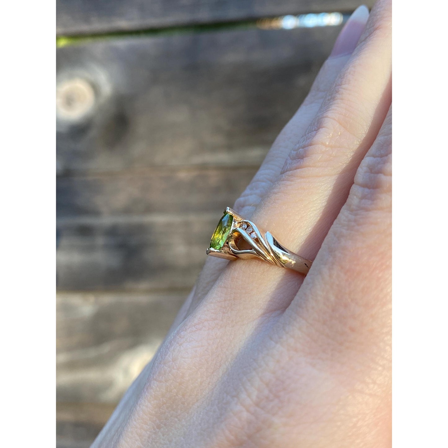 Solid 10k Yellow Gold Peridot Diamond Ring - Size 6.25
