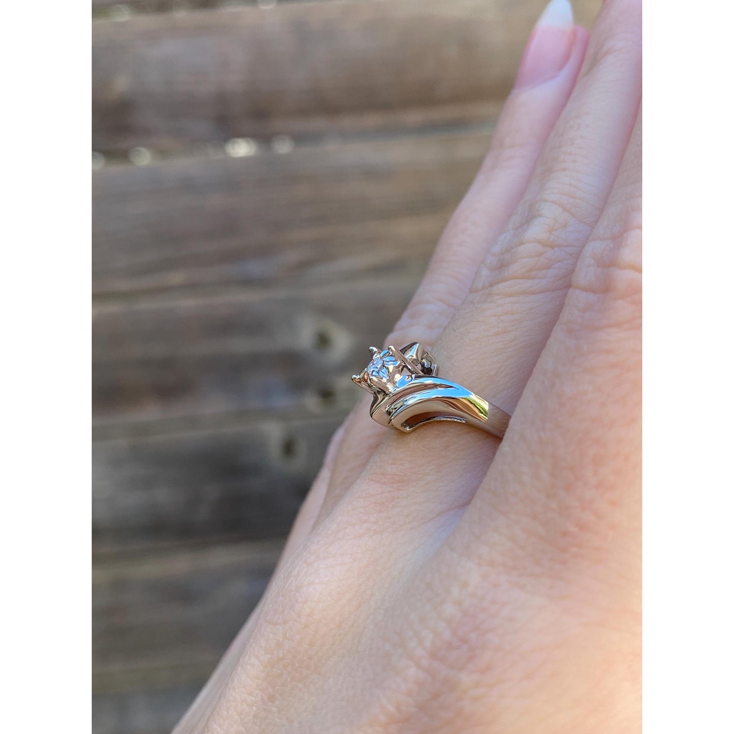 Vintage Solid 10k White Gold Diamond Twist Ring - Size 6.75