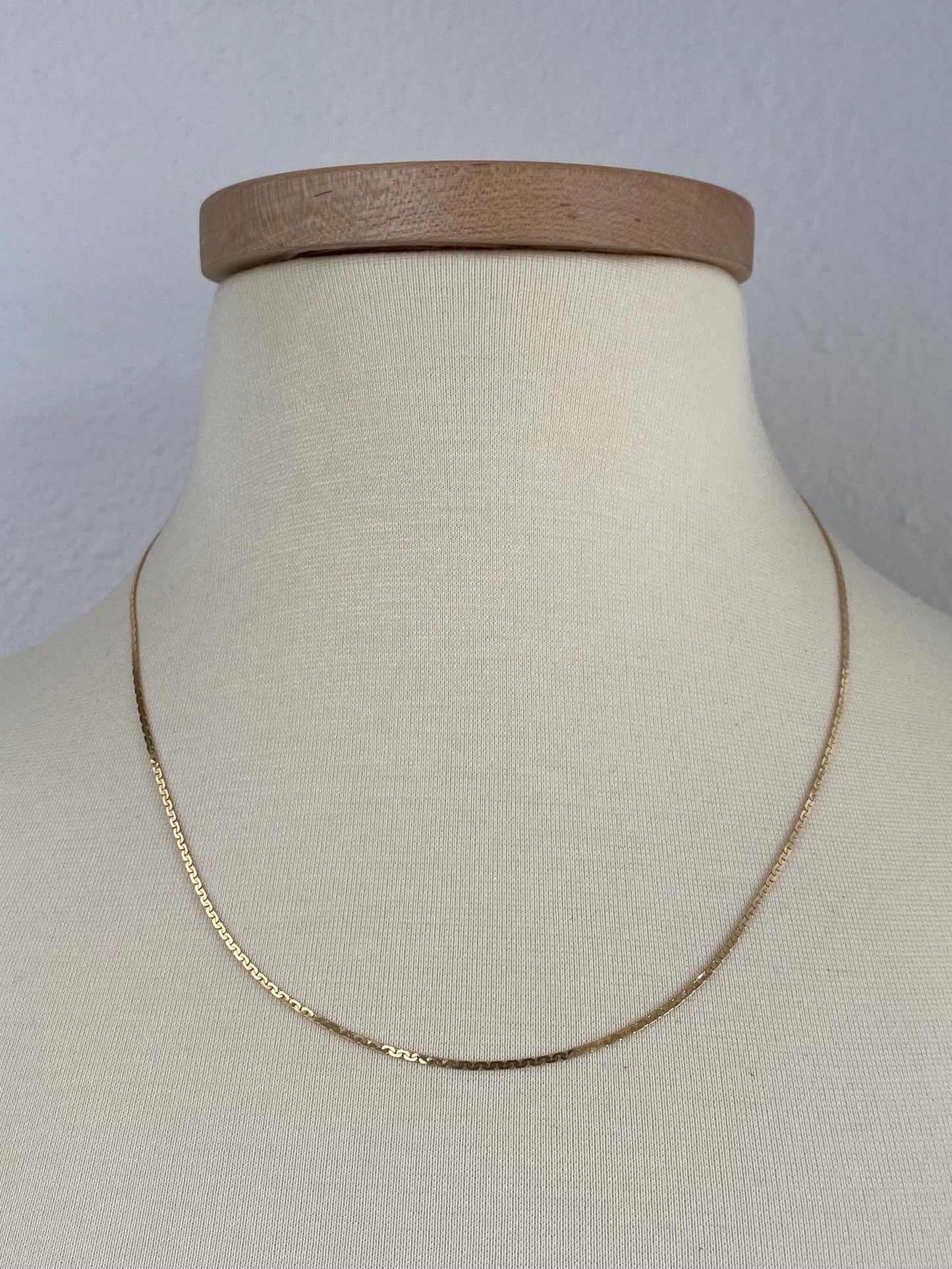 Vintage Solid 14k Yellow Gold Flat C Link Chain Necklace - 20 inches