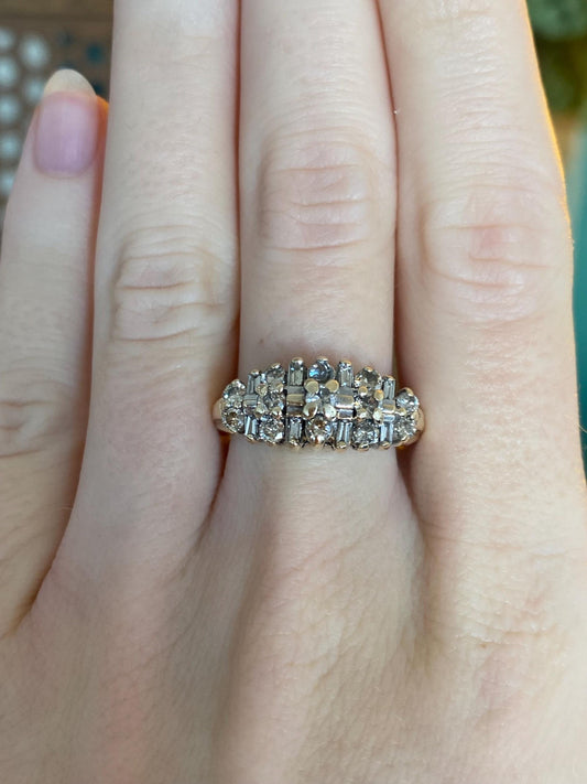 Vintage Solid 10k Yellow Gold Diamond Ring Band - Size 9.25