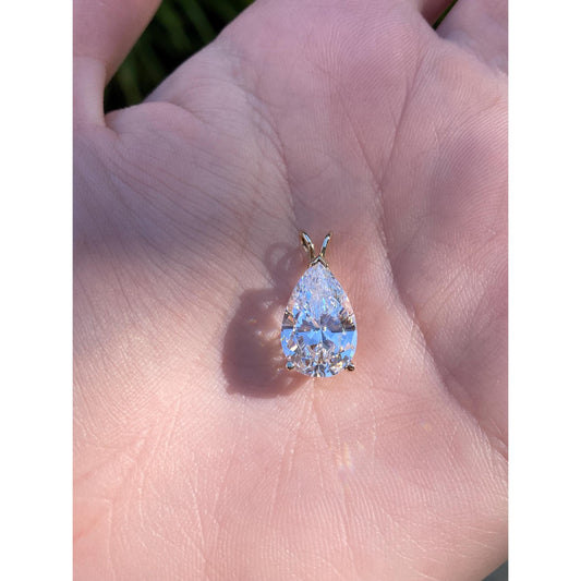 Vintage Solid 14k Yellow Gold Large Cubic Zirconia Teardrop Charm