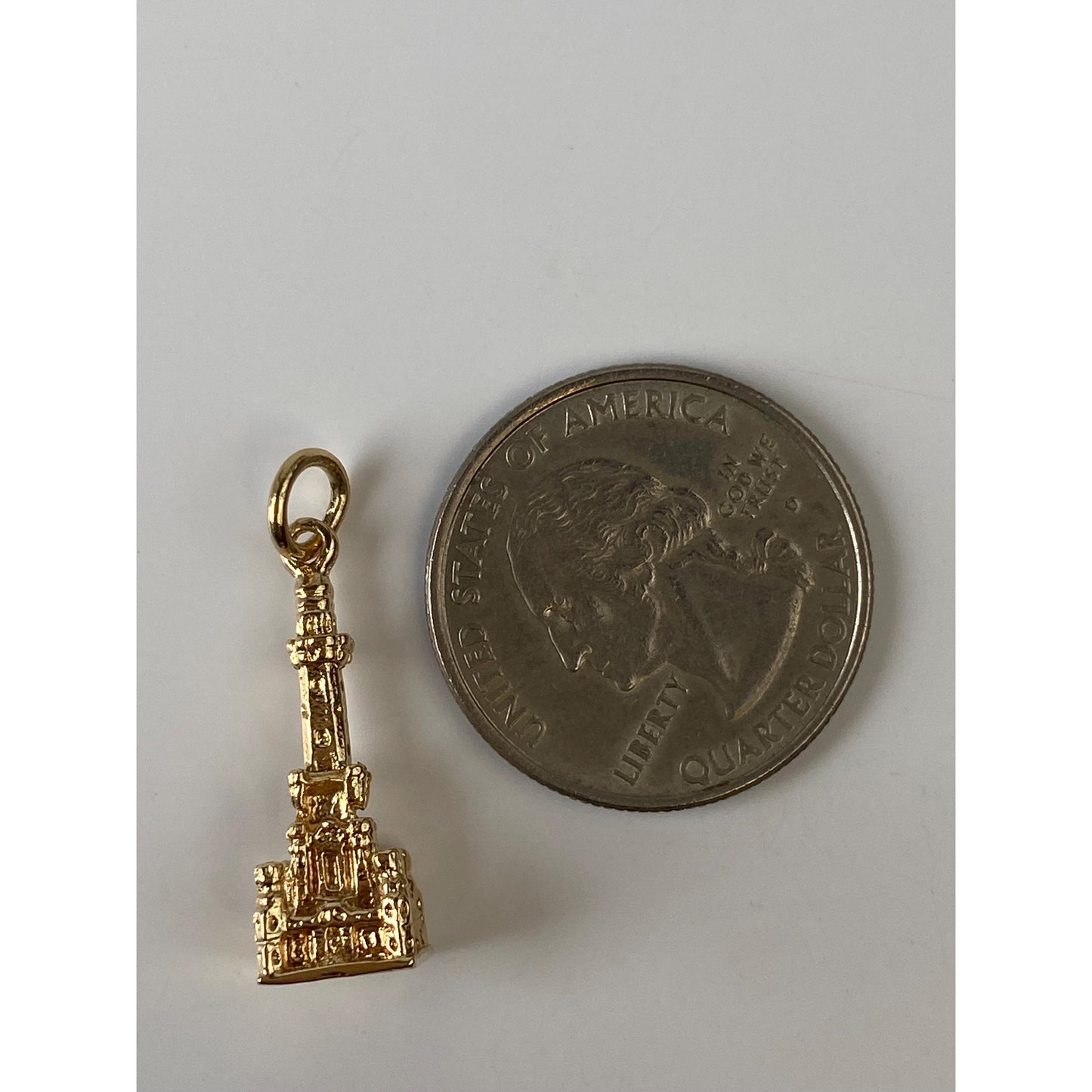 Vintage Solid 14k Yellow Gold Chicago Water Tower Charm