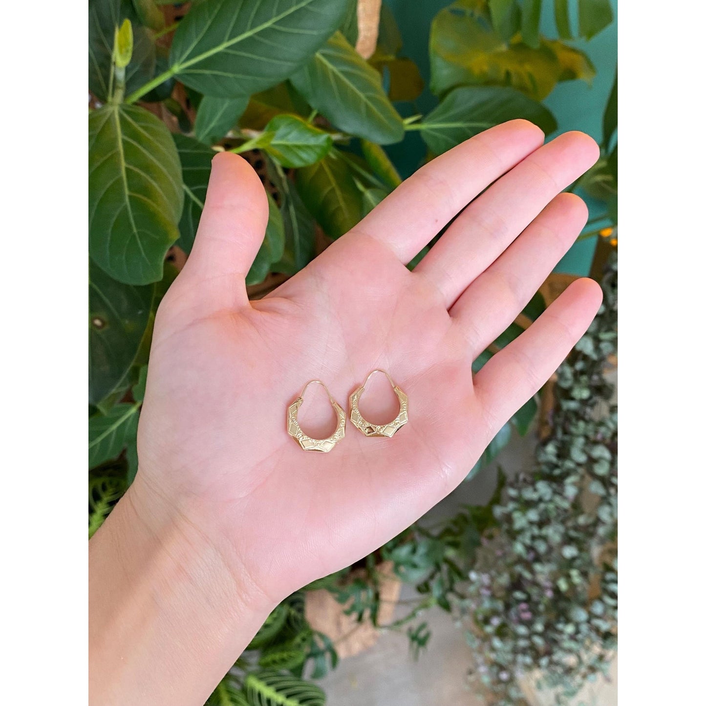 Vintage 14k Yellow Gold Pattern Hexagonal Hoop Earrings