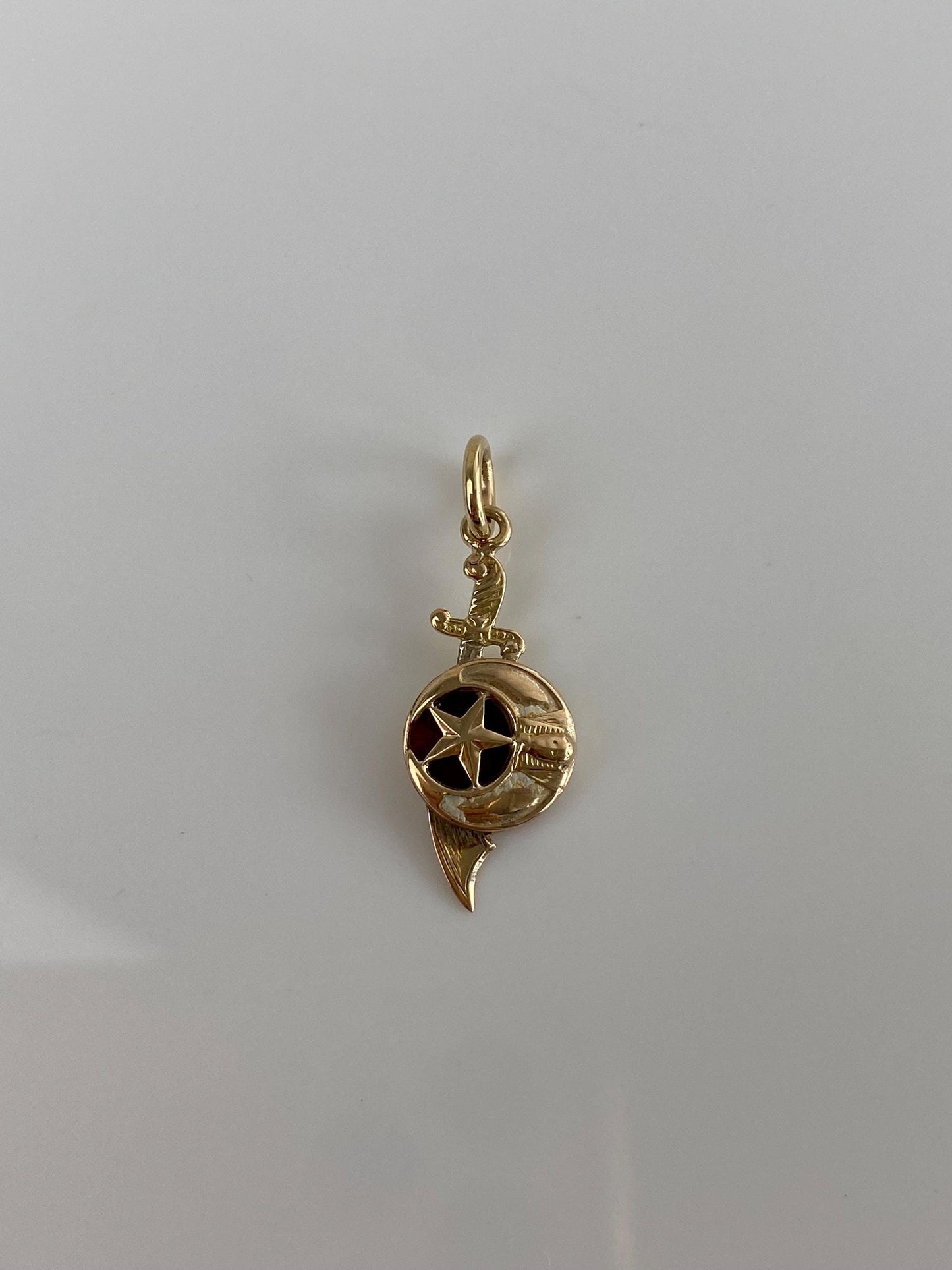 Vintage Solid 14k Yellow Gold Enamel Freemason Charm