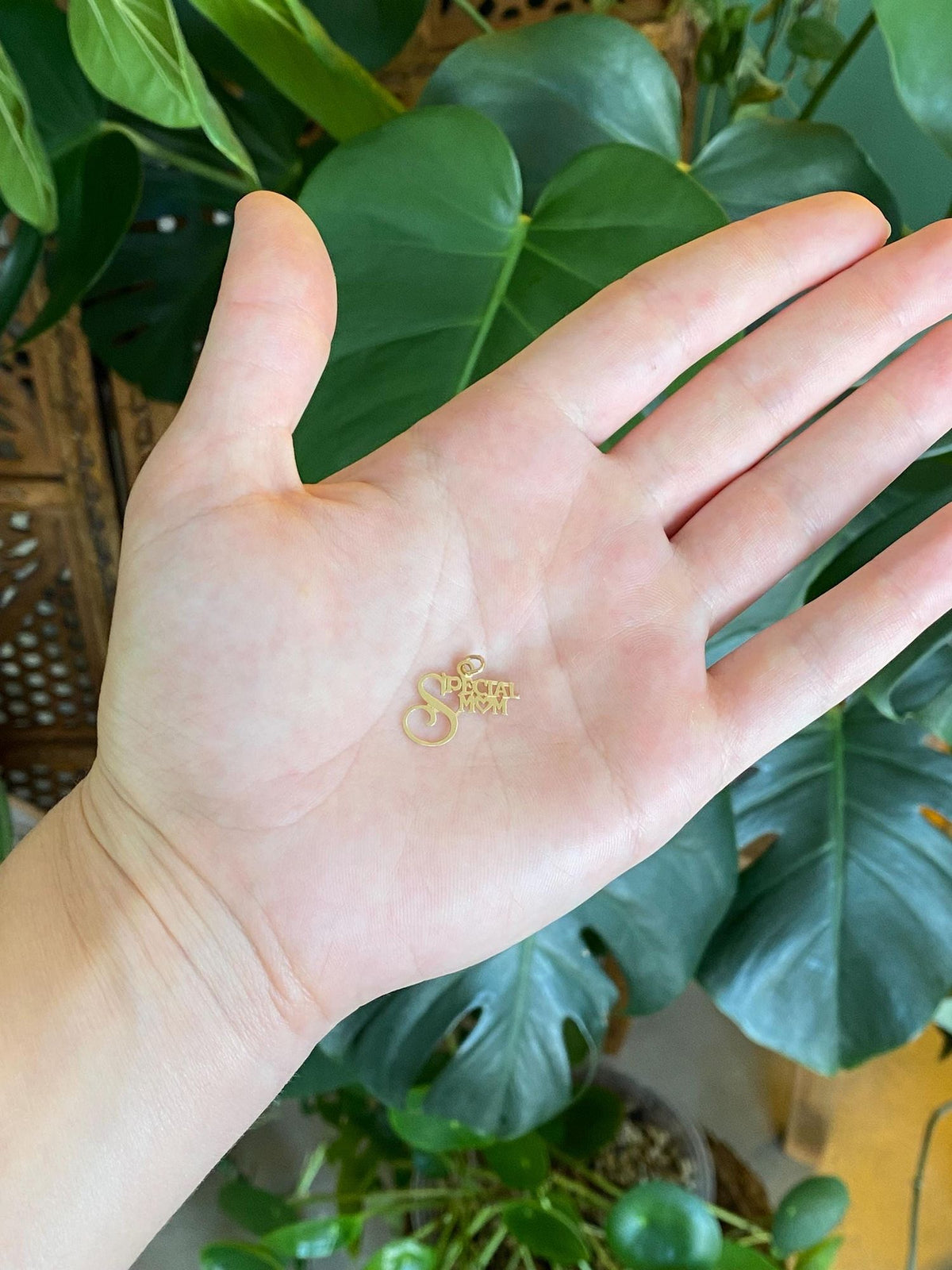 Vintage Solid 14k Yellow Gold Special Mom Charm