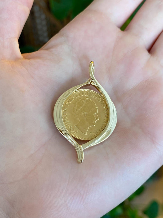 Vintage Solid Netherlands 10 Gulden Coin in 14k Yellow Gold Frame Brooch Pin Charm