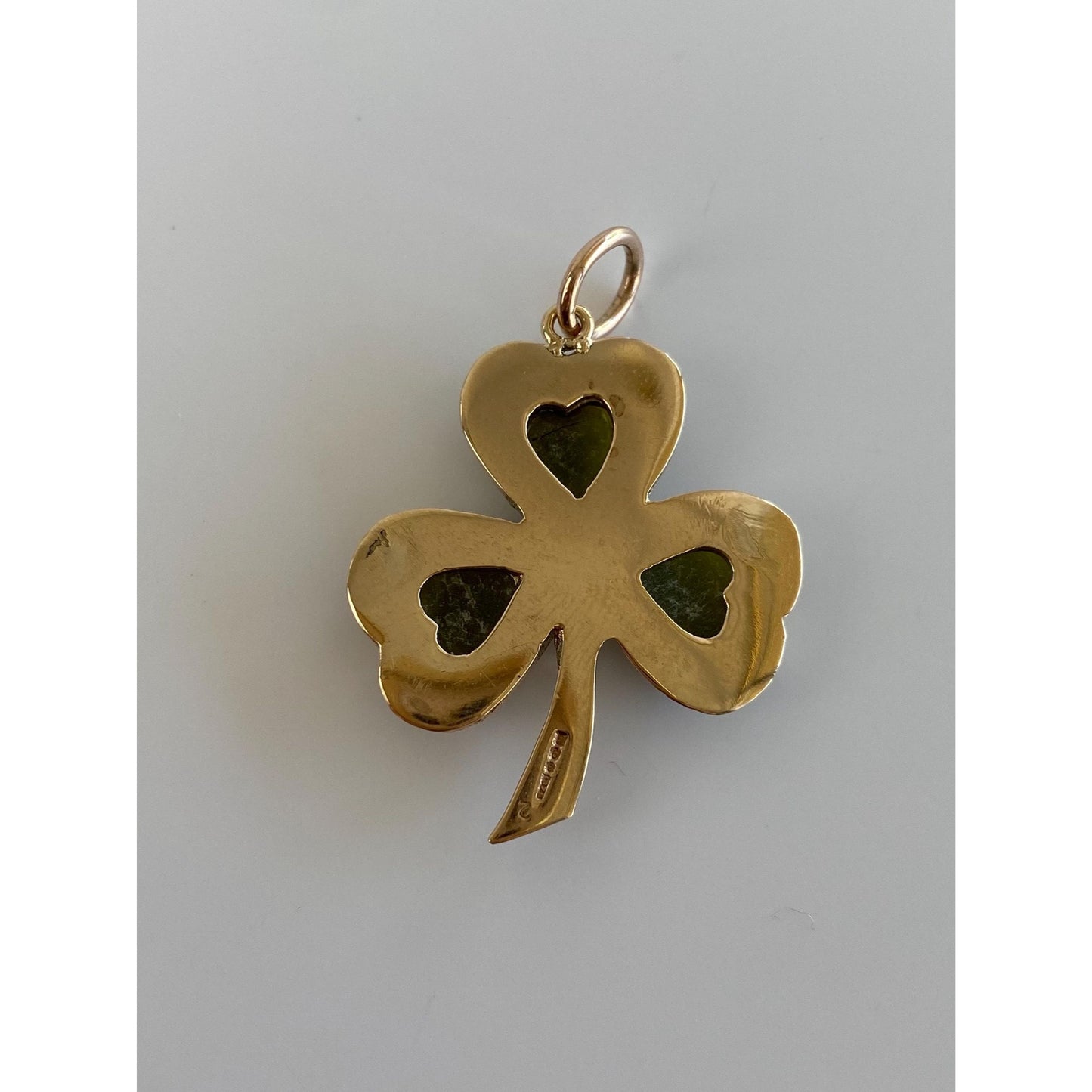 Vintage Solid 9k Yellow Gold Nephrite Clover Charm