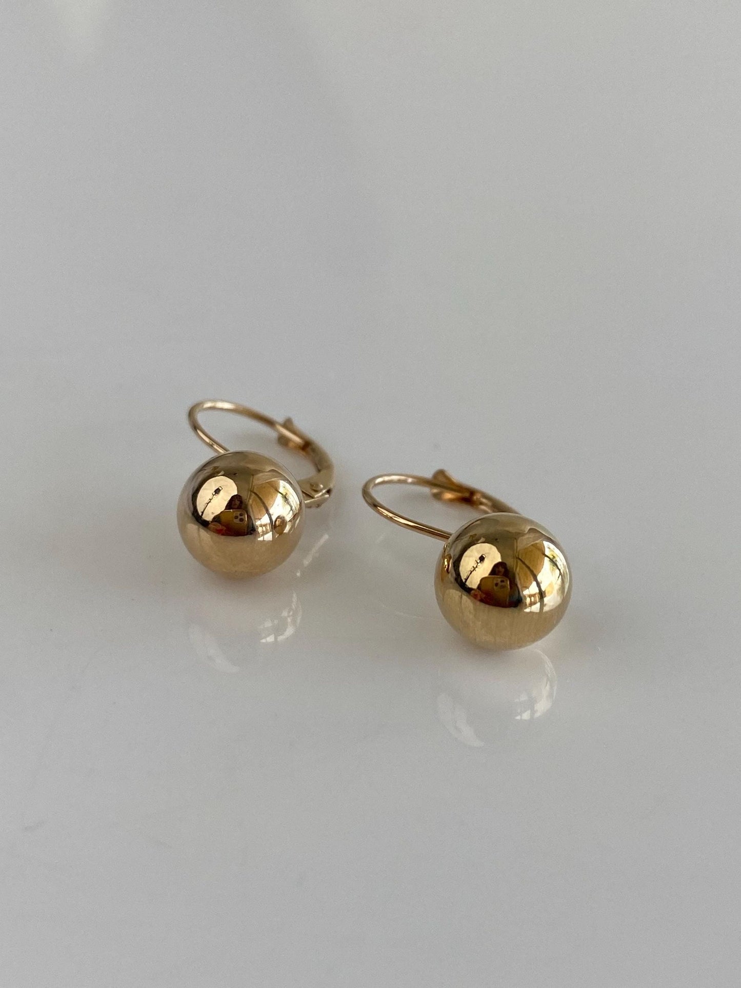 Vintage 14k Yellow Gold Ball Dangle Earrings