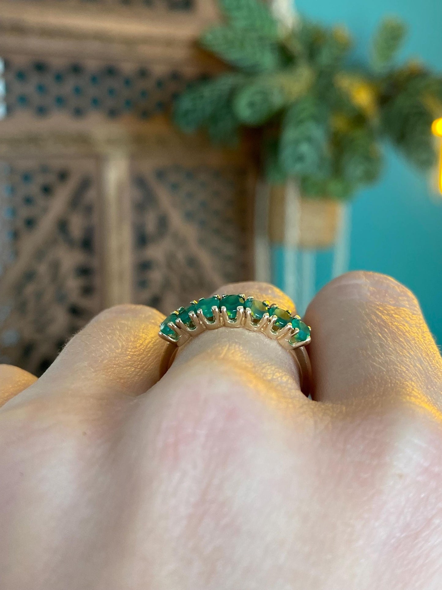 Vintage Solid 14k Yellow Gold Emerald Ring Band - Size 8