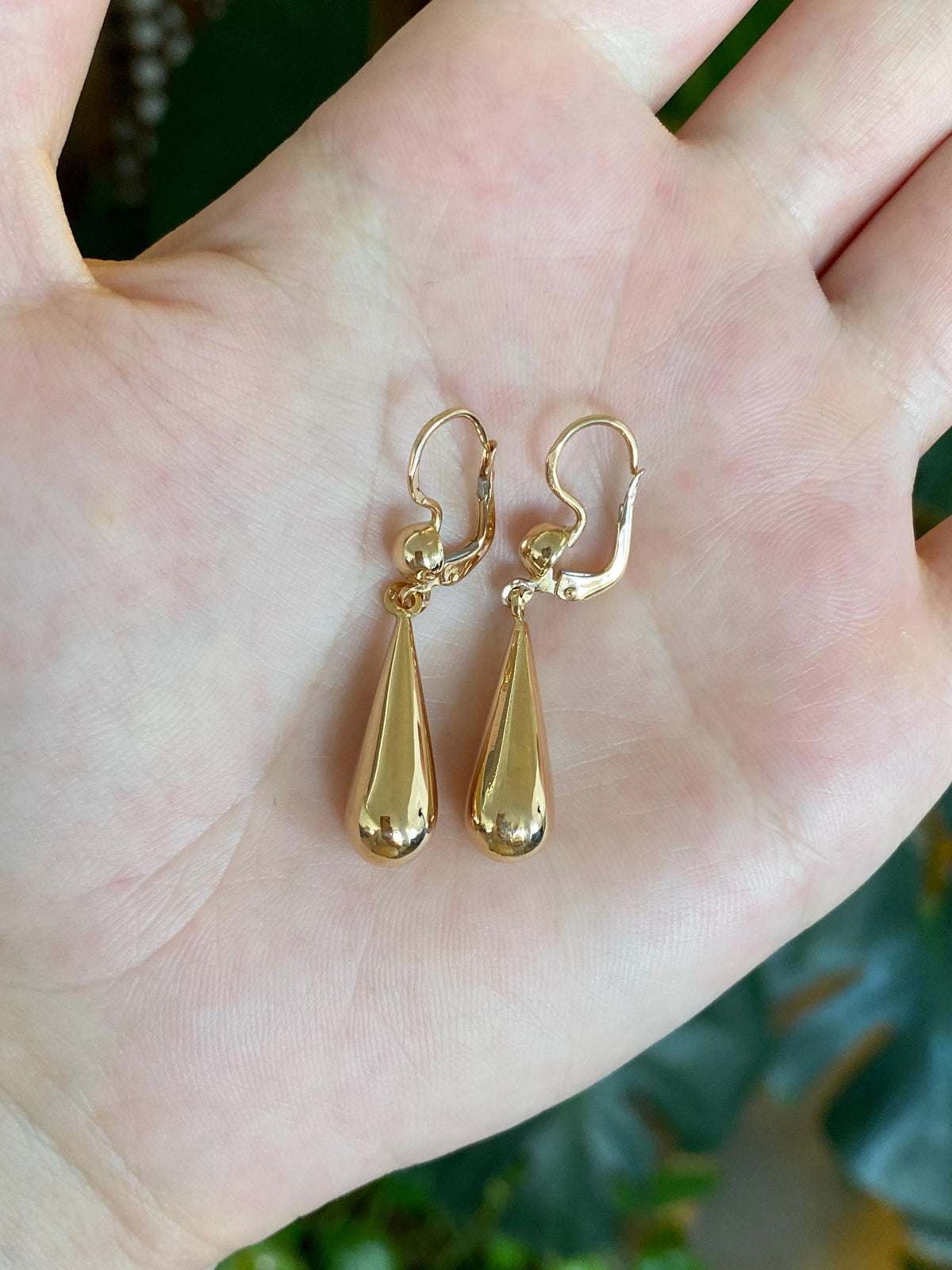 Vintage 18k Rose Gold Teardrop Dangle Earrings