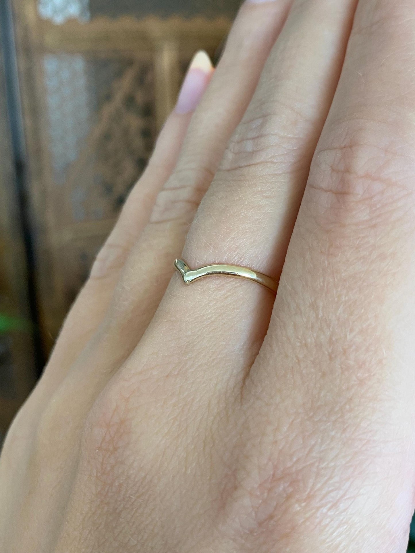 Vintage Solid 14k Yellow Gold Slim Chevron Ring - Size 6.25