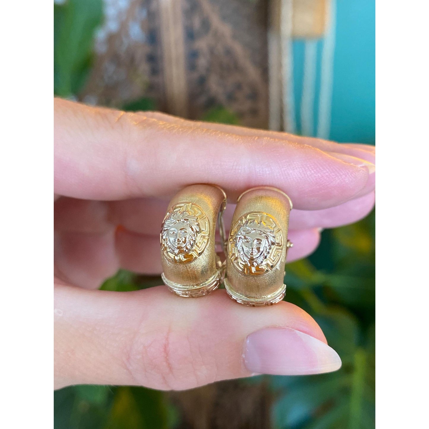 Vintage Solid 14k Yellow Gold Greek Style Hoop Earrings