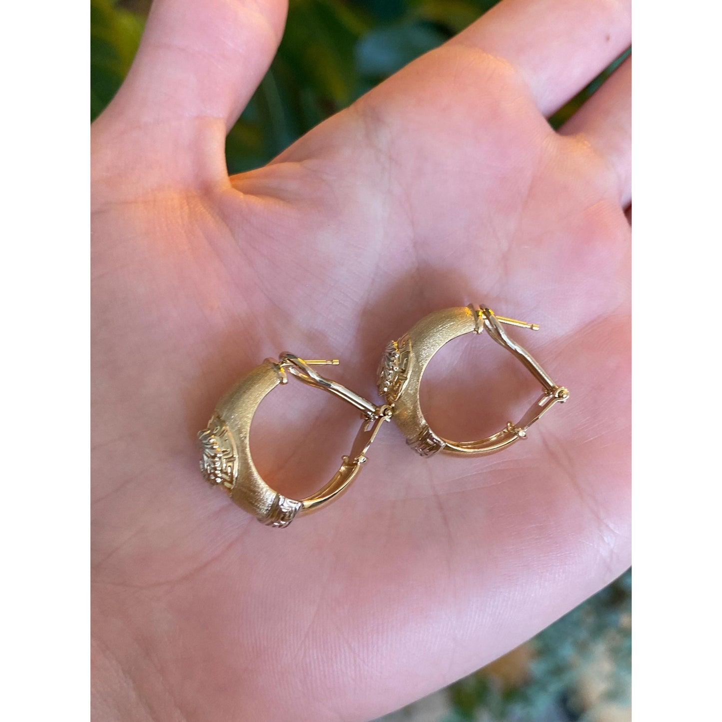 Vintage Solid 14k Yellow Gold Greek Style Hoop Earrings