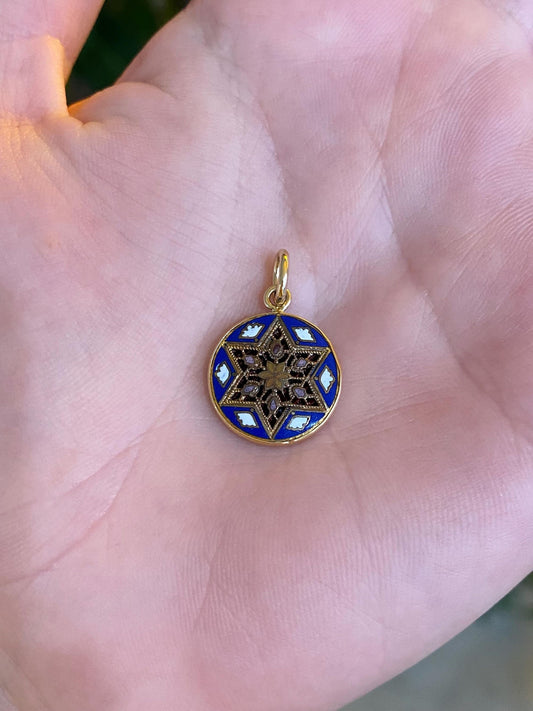 Vintage Solid 14k Yellow Gold Enamel Open Work Charm