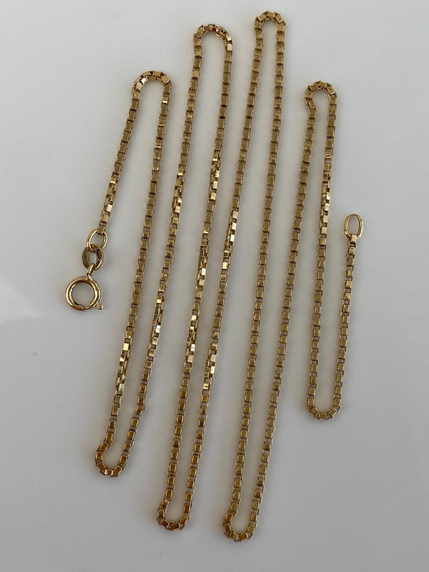Vintage Solid 18k Yellow Gold Chunky Long Box Chain Necklace - 25.75 inches