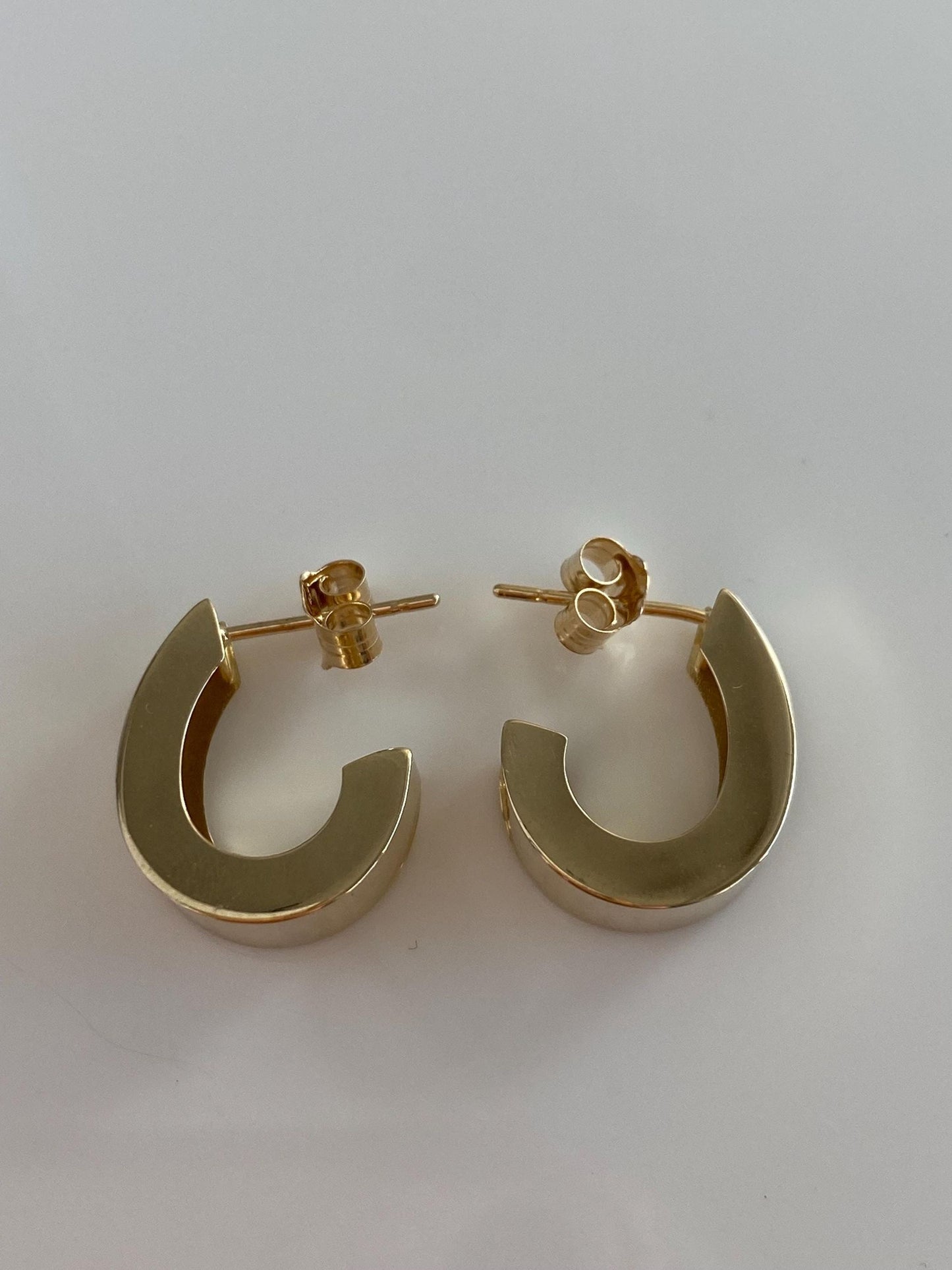 Vintage 14k Yellow Gold Drop Hoop Earrings