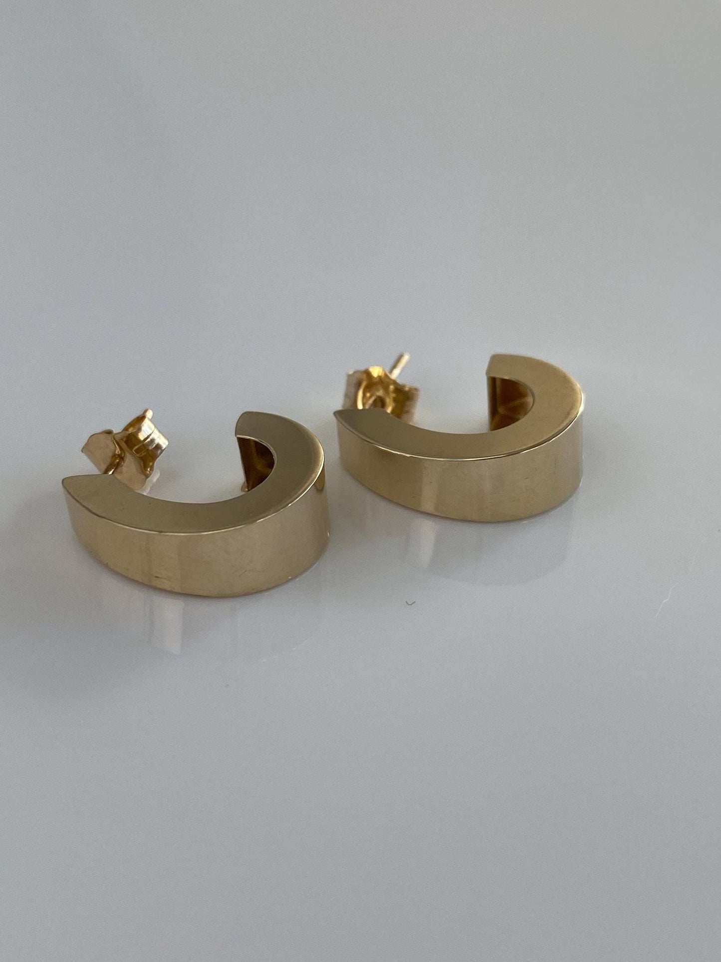 Vintage 14k Yellow Gold Drop Hoop Earrings
