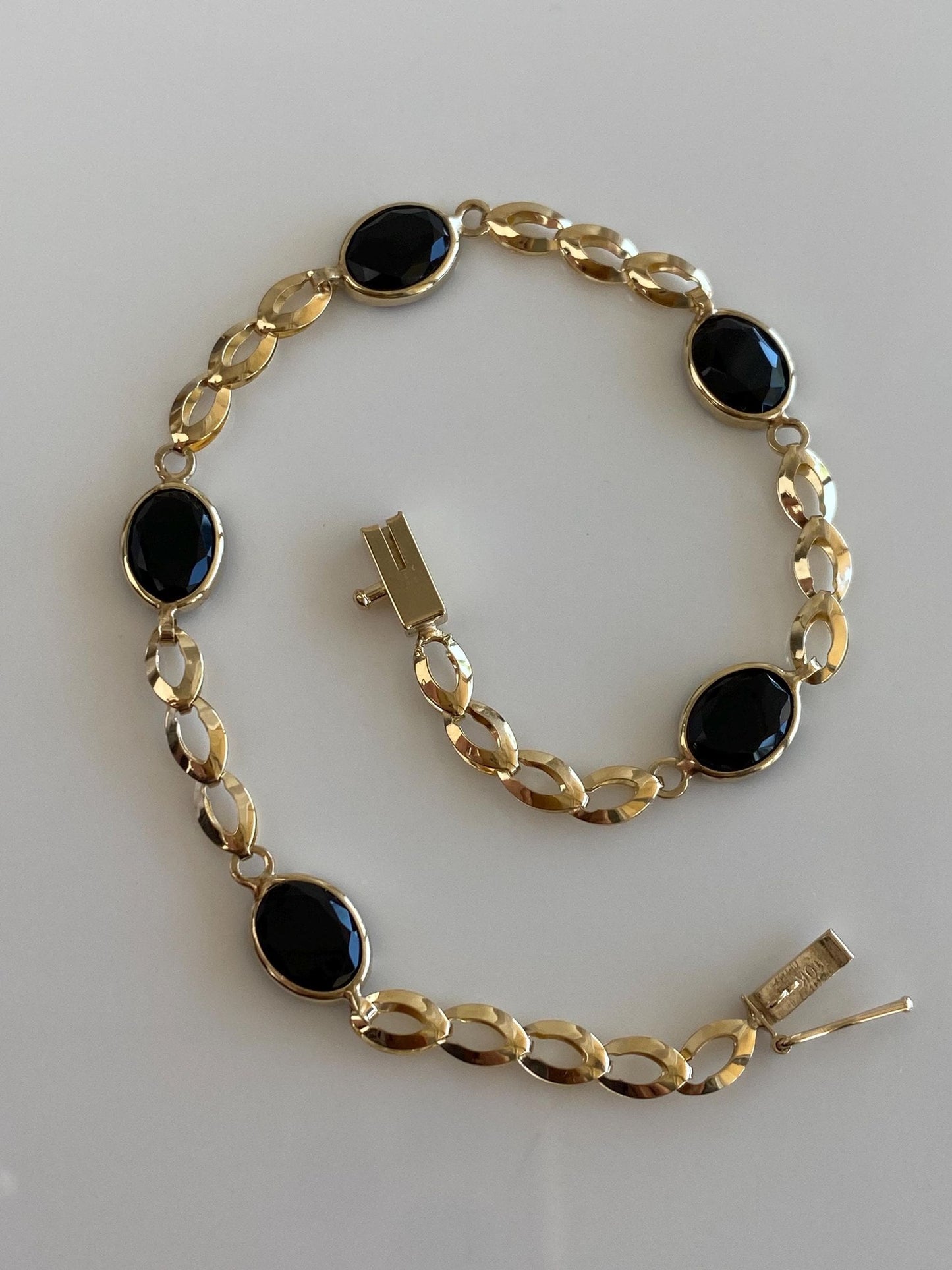 Vintage 10k Yellow Gold Onyx Fancy Link Bracelet - 7 inches