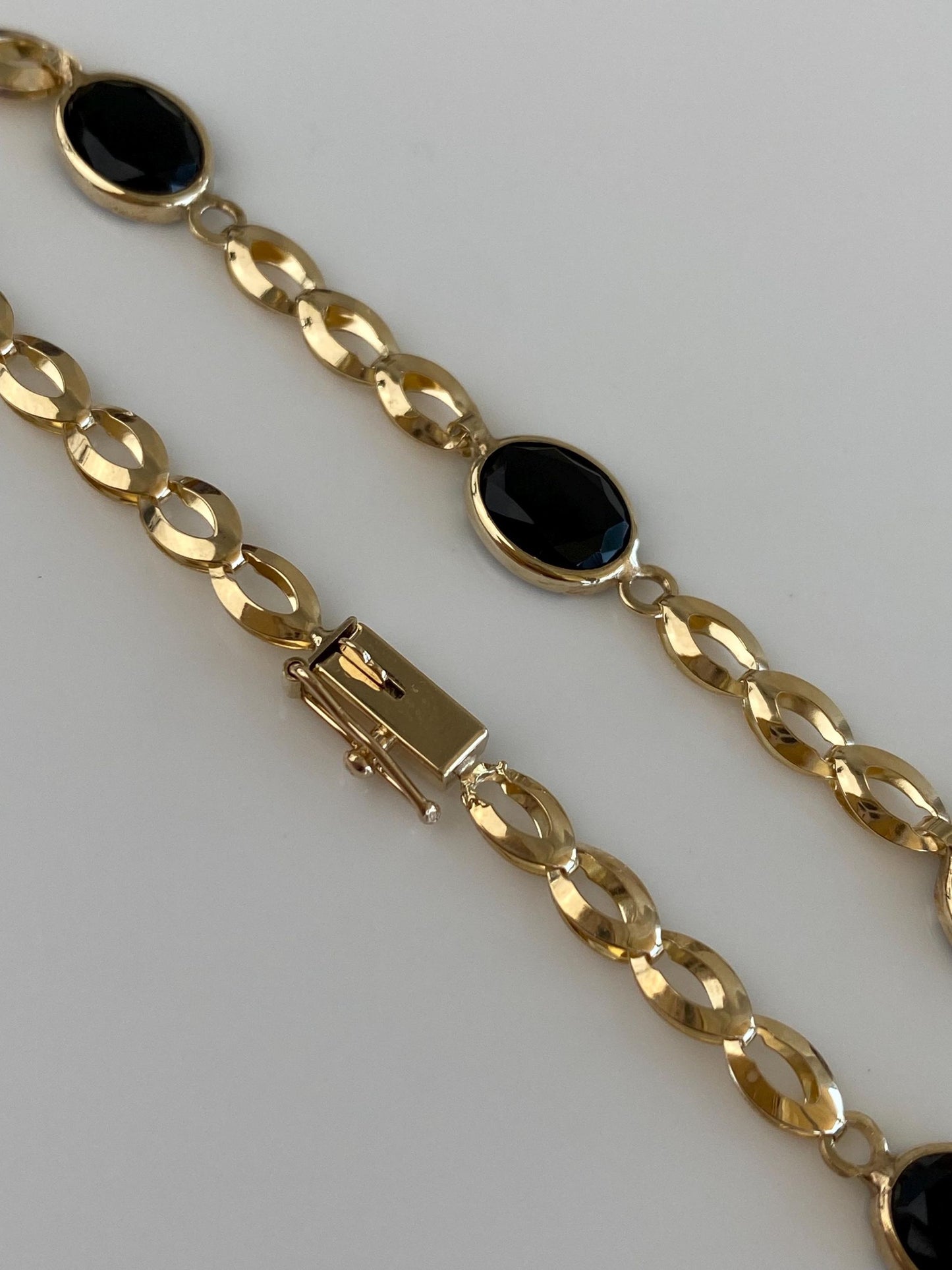 Vintage 10k Yellow Gold Onyx Fancy Link Bracelet - 7 inches